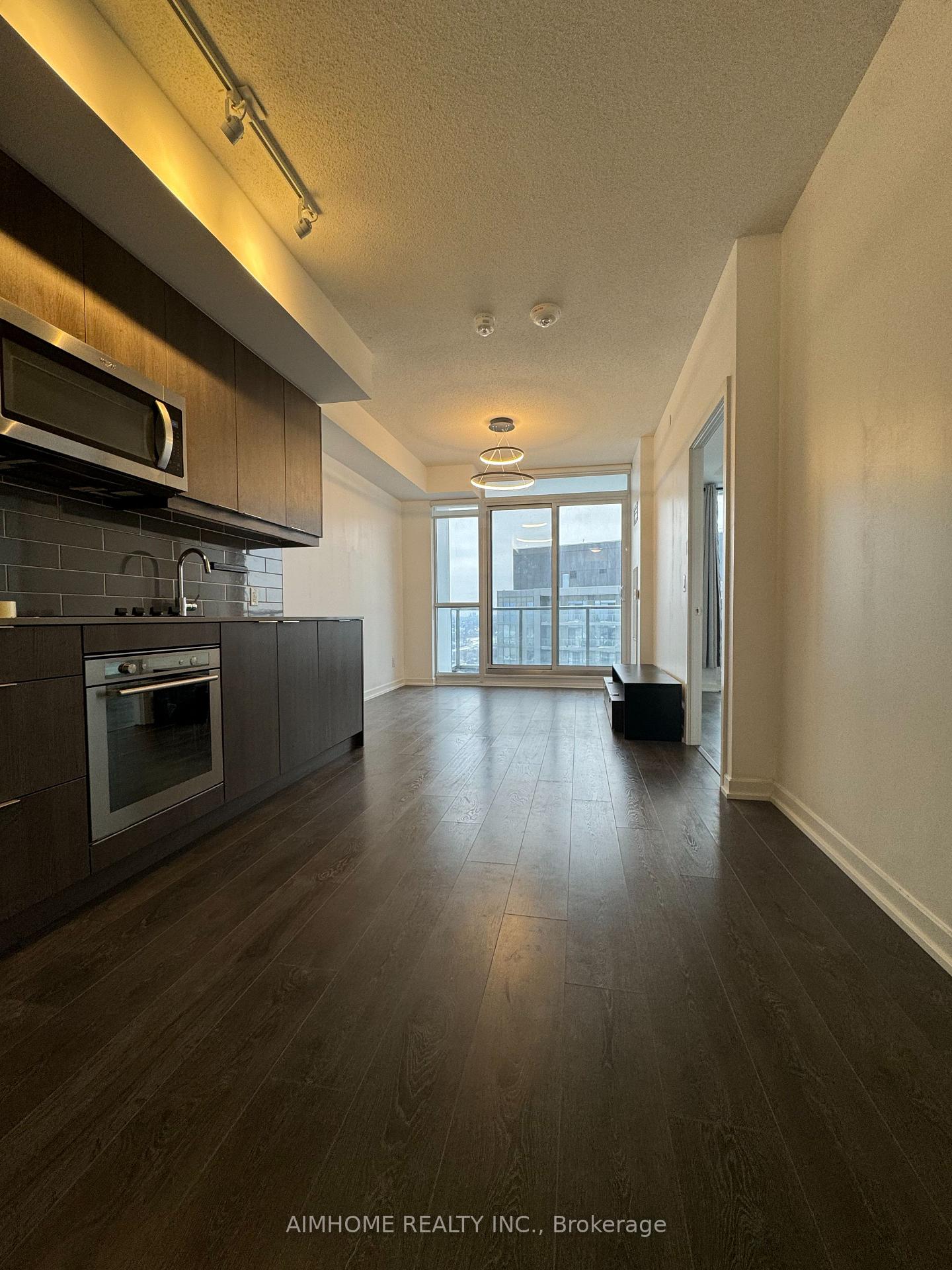 Front of Unit 1311, 32 Forest Manor Road