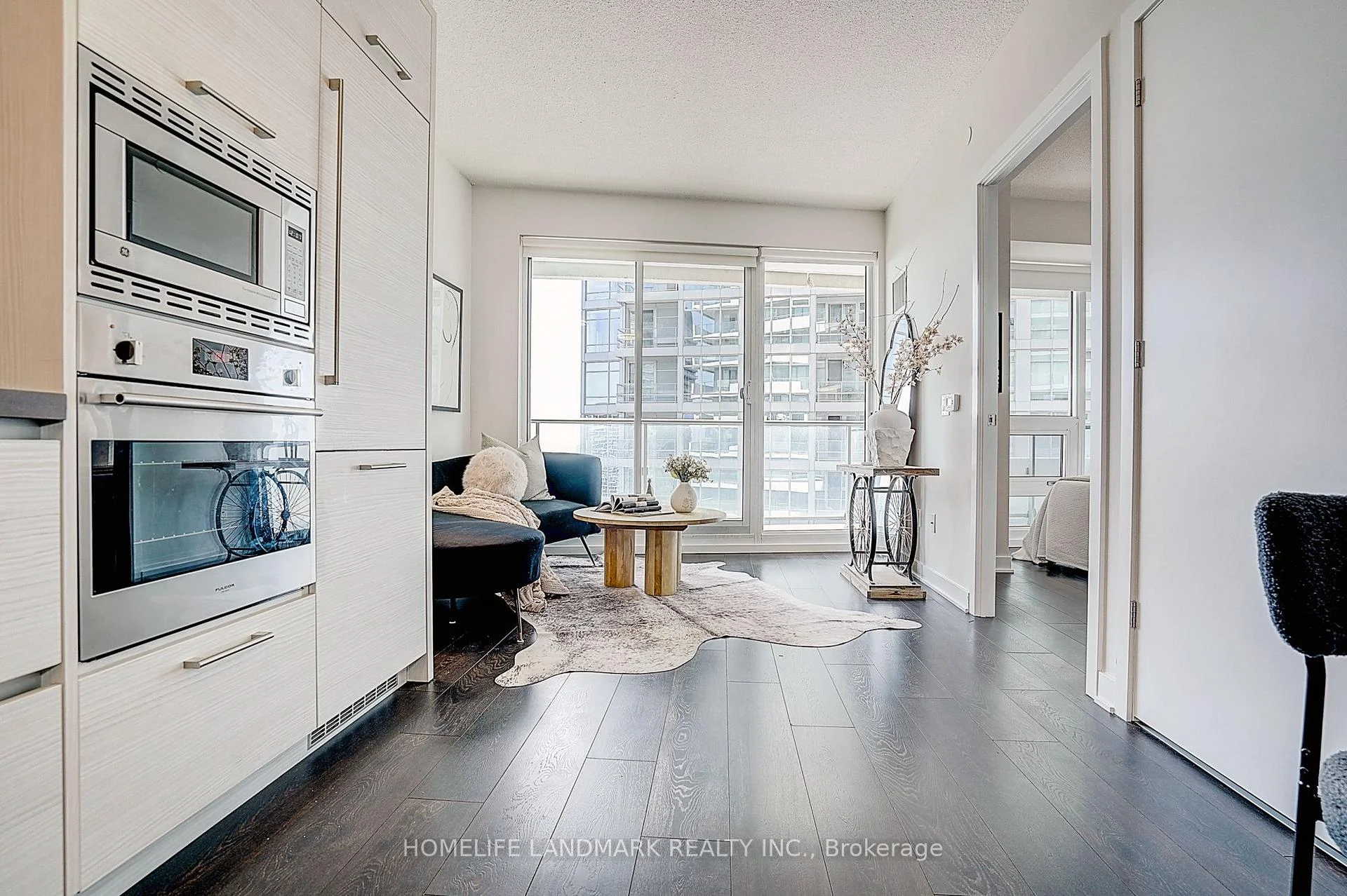 Photo 26 of Unit 3304, 2221 Yonge Street, Toronto, Mount Pleasant West — HOMEH
