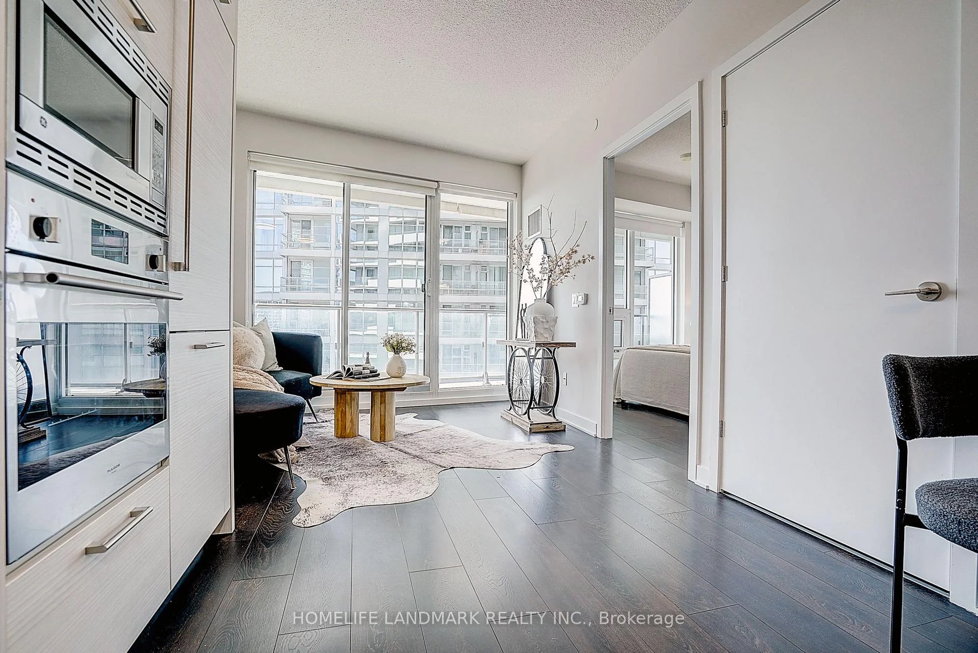 Photo 28 of Unit 3304, 2221 Yonge Street, Toronto, Mount Pleasant West — HOMEH
