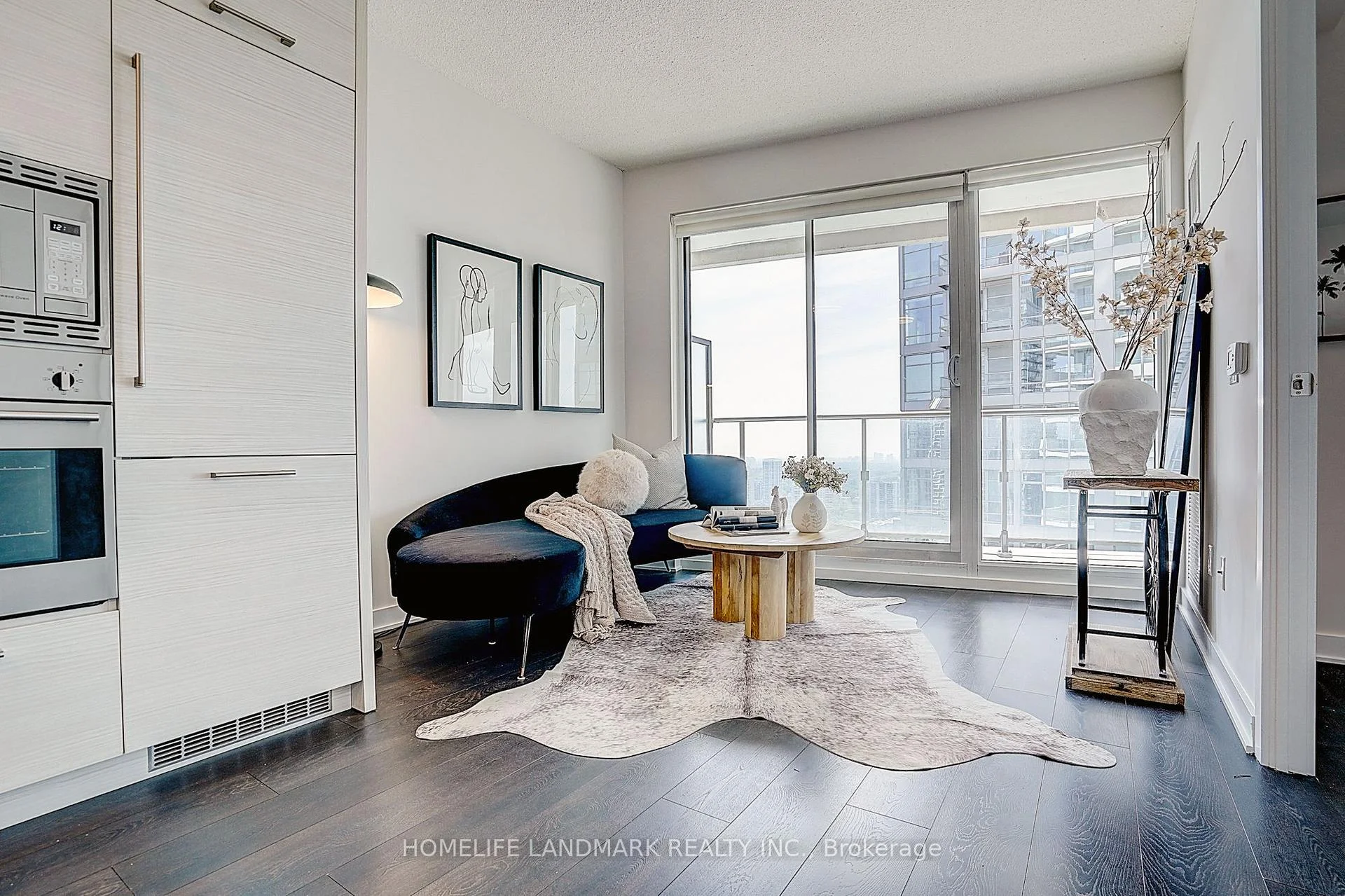 Photo 32 of Unit 3304, 2221 Yonge Street, Toronto, Mount Pleasant West — HOMEH