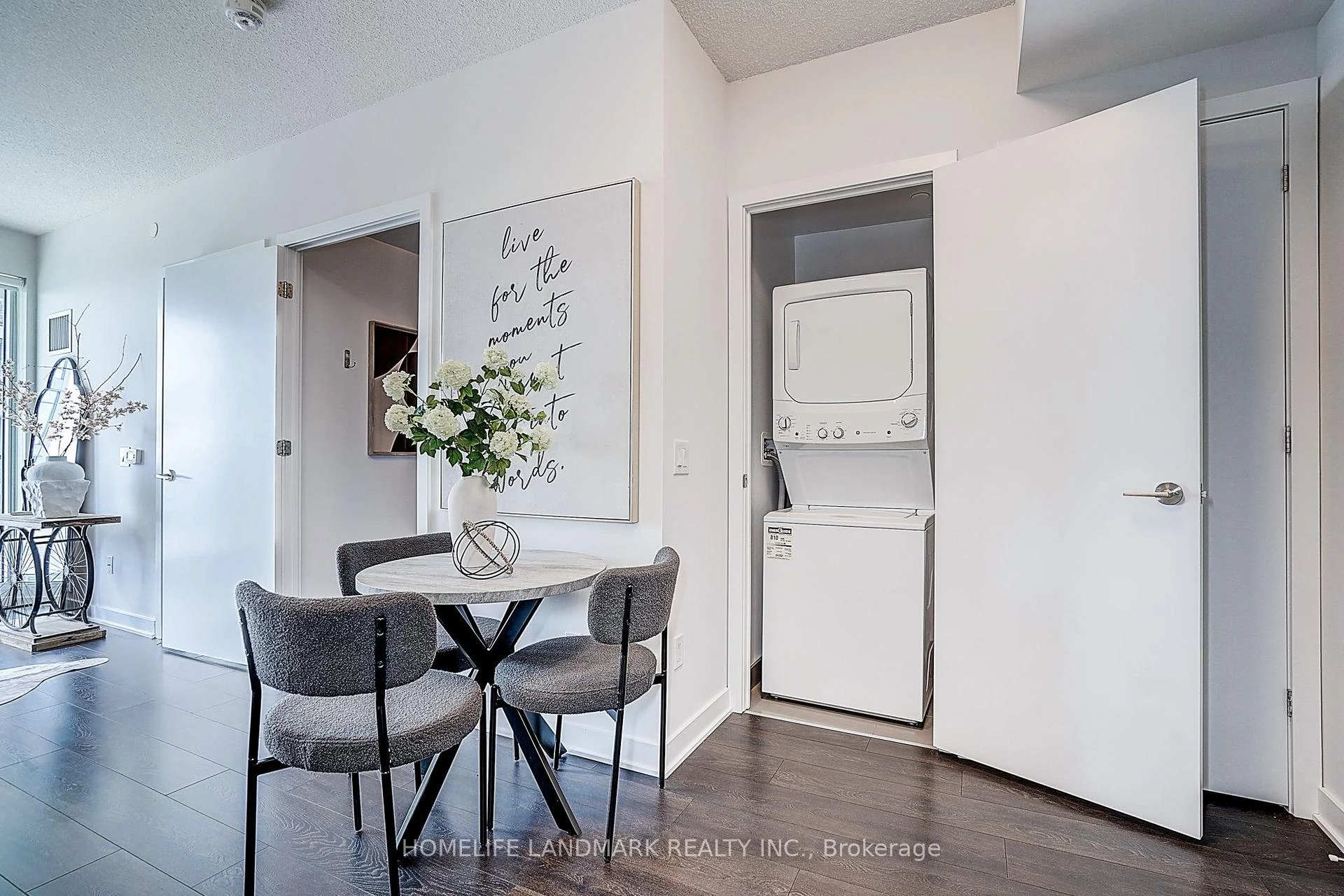 Photo 62 of Unit 3304, 2221 Yonge Street, Toronto, Mount Pleasant West — HOMEH