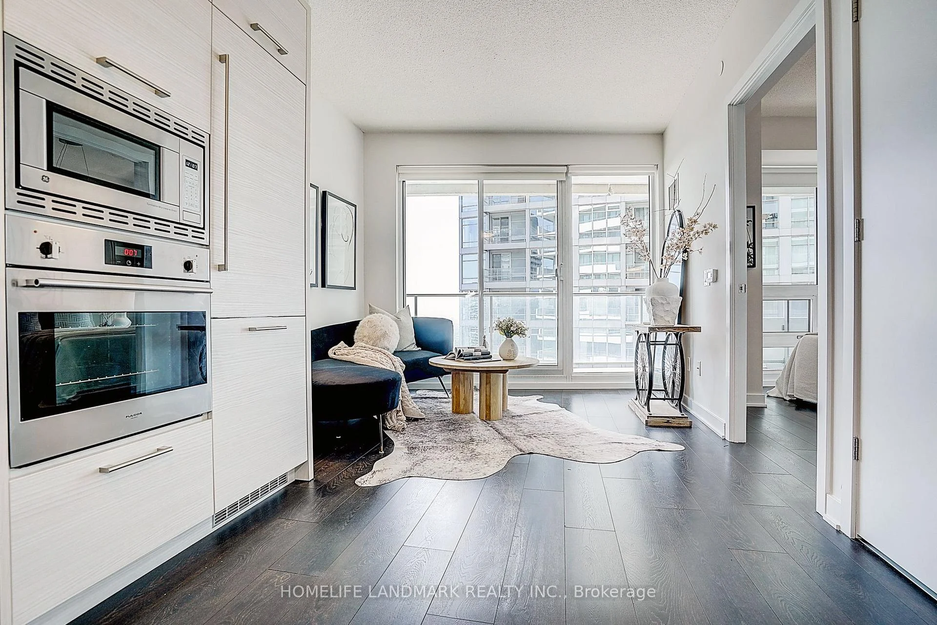 Photo 66 of Unit 3304, 2221 Yonge Street, Toronto, Mount Pleasant West — HOMEH