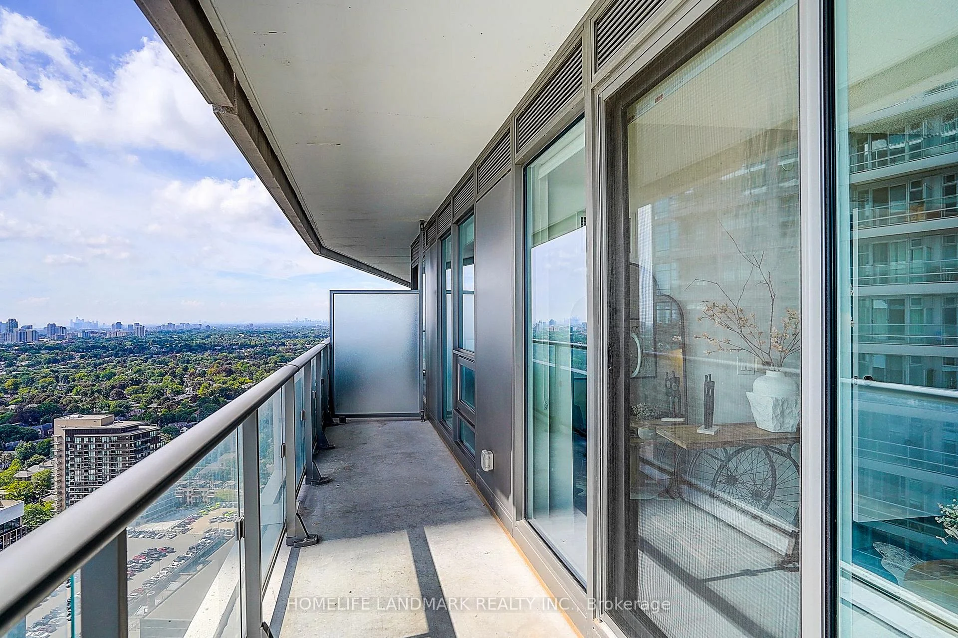 Photo 68 of Unit 3304, 2221 Yonge Street, Toronto, Mount Pleasant West — HOMEH