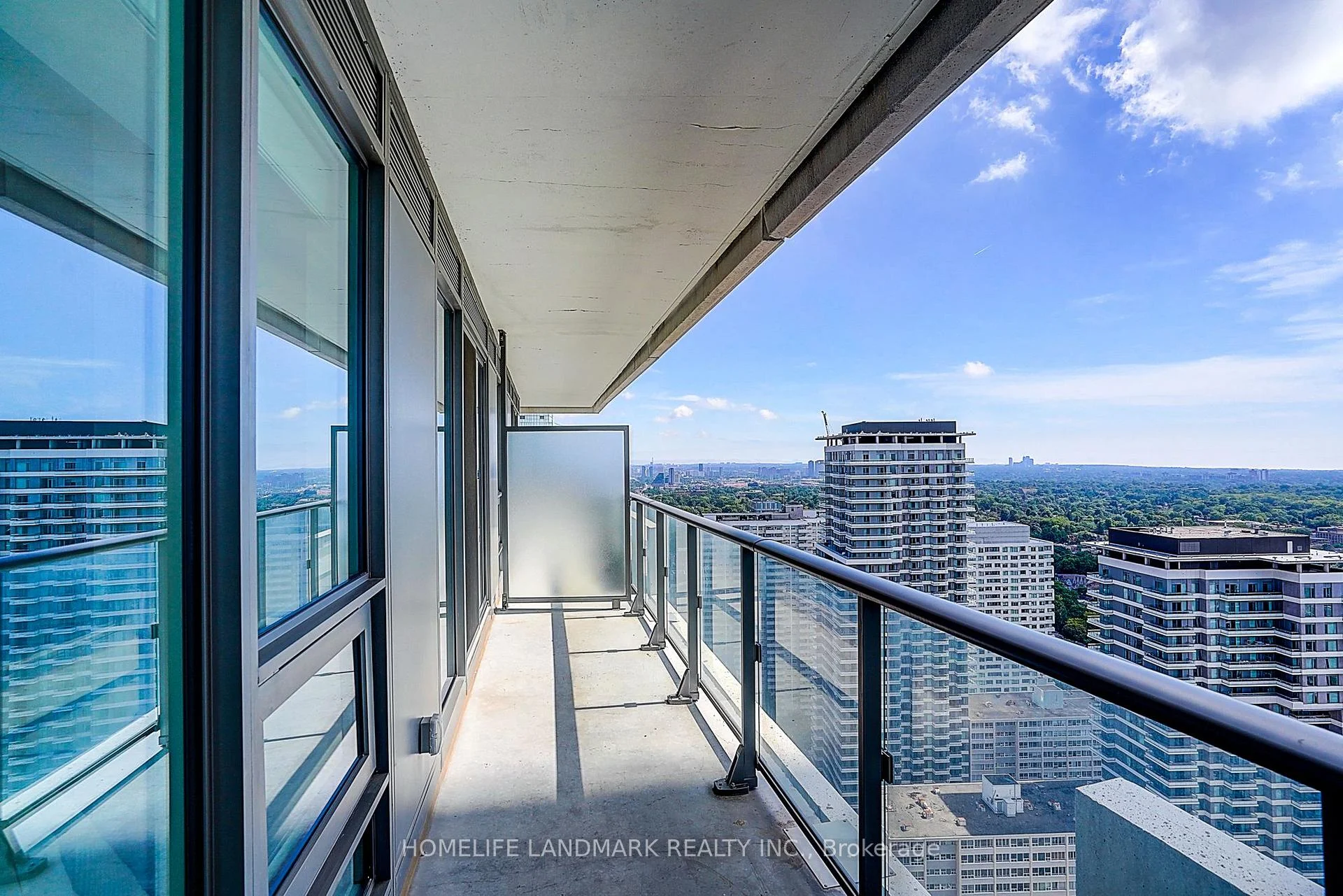 Photo 70 of Unit 3304, 2221 Yonge Street, Toronto, Mount Pleasant West — HOMEH