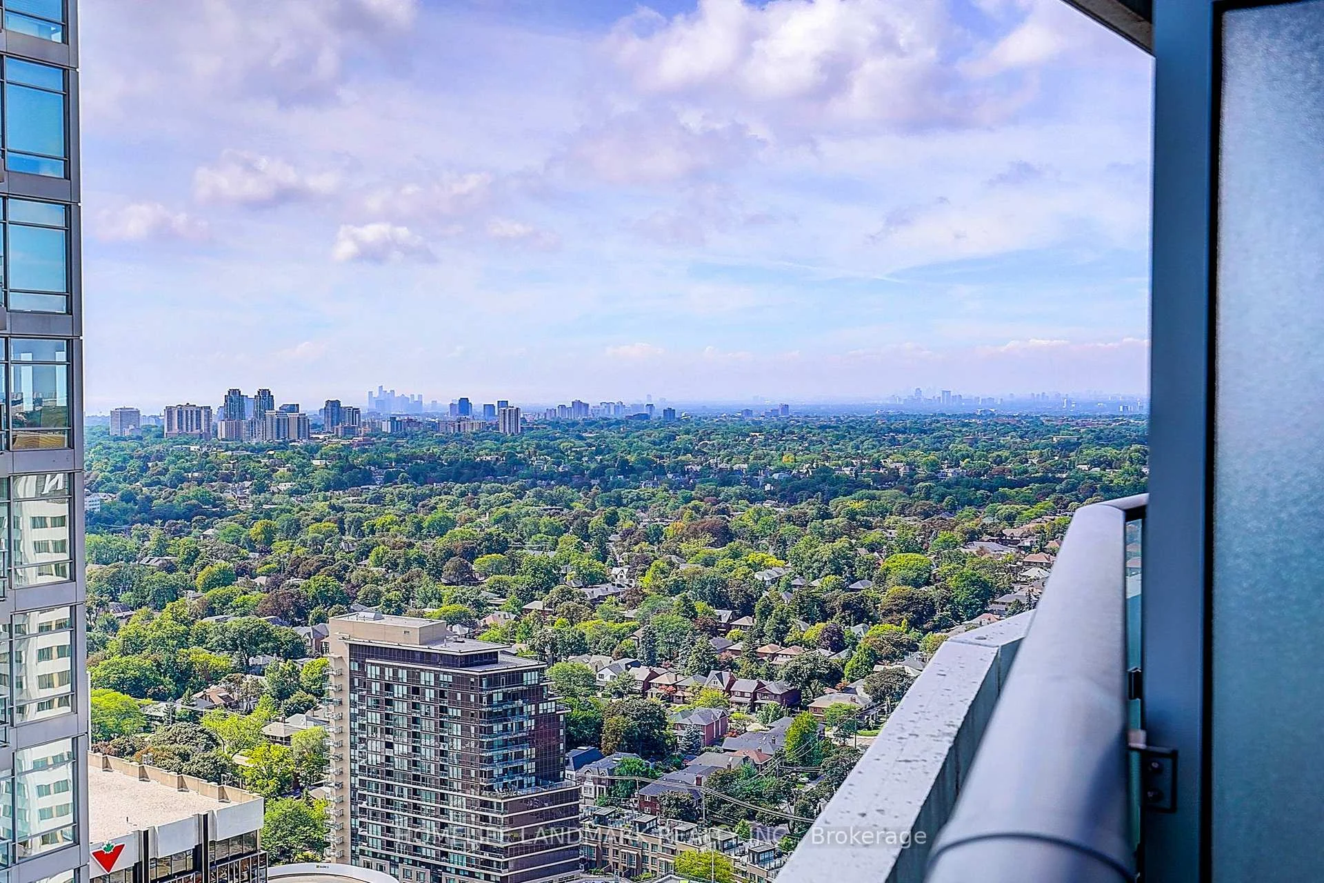 Photo 74 of Unit 3304, 2221 Yonge Street, Toronto, Mount Pleasant West — HOMEH