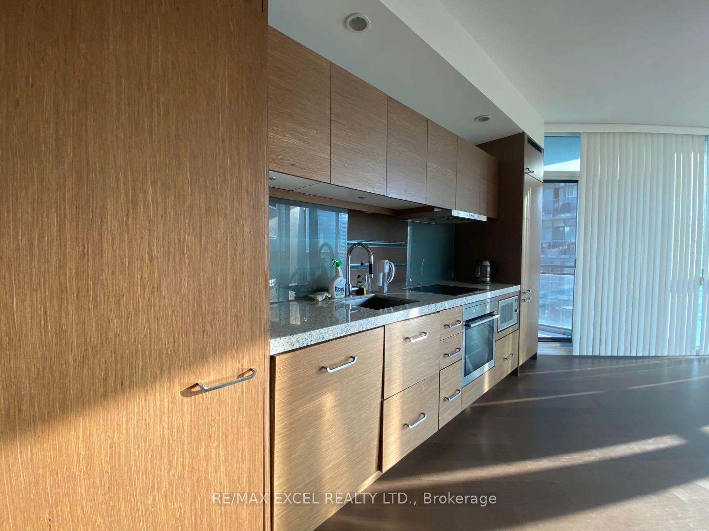 Photo 12 of Unit 4606, 45 Charles Street E, Toronto, Bay Street Corridor — HOMEH