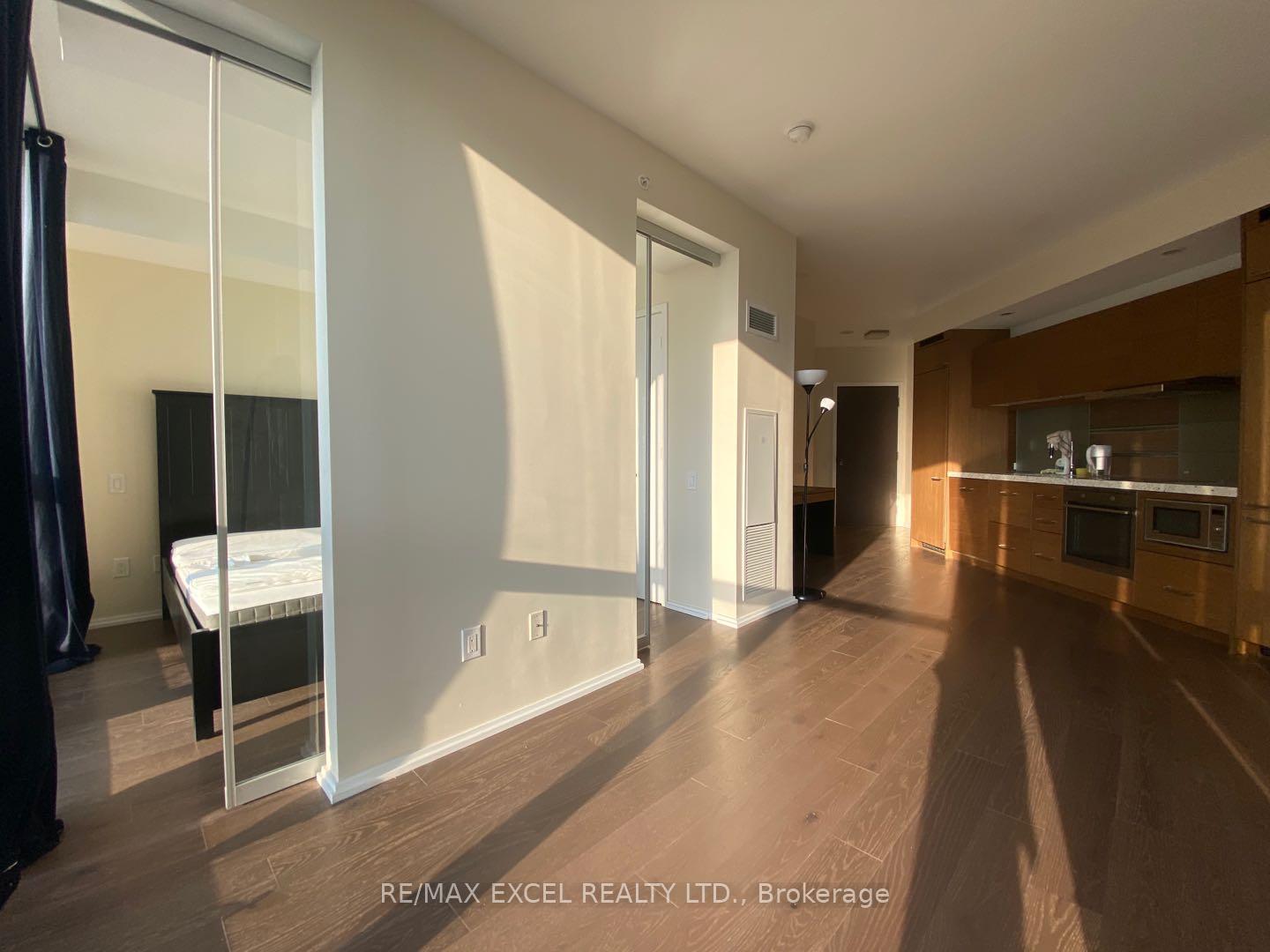 Photo 17 of Unit 4606, 45 Charles Street E, Toronto, Bay Street Corridor — HOMEH