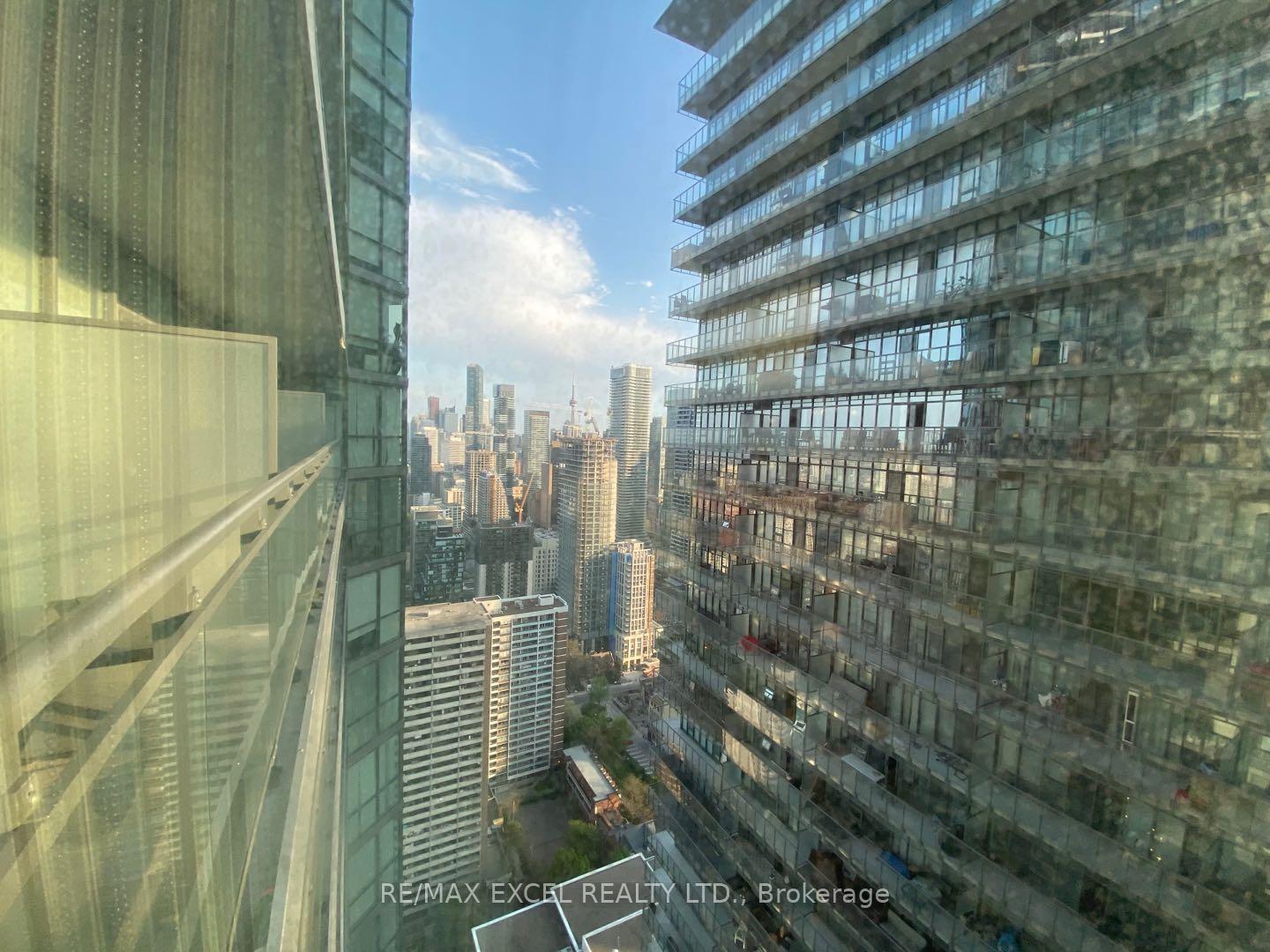 Photo 8 of Unit 4606, 45 Charles Street E, Toronto, Bay Street Corridor — HOMEH
