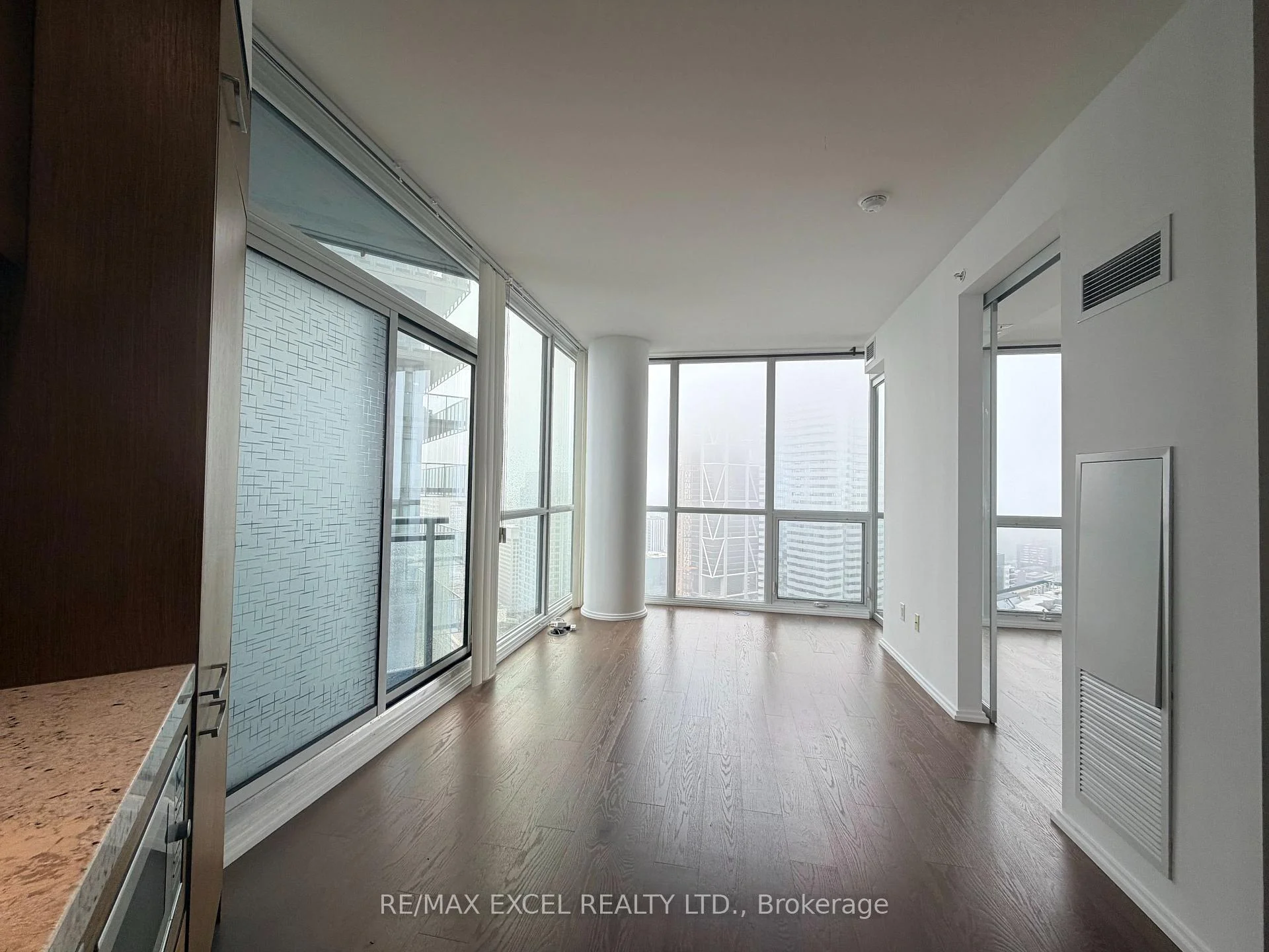 Photo 37 of Unit 4606, 45 Charles Street E, Toronto, Bay Street Corridor — HOMEH