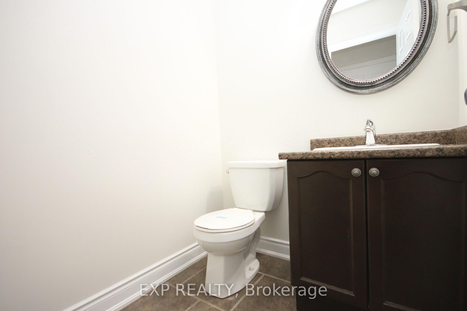 Photo 8 of 22 Geranium Avenue N, Hamilton, Rural Glanbrook — HOMEH