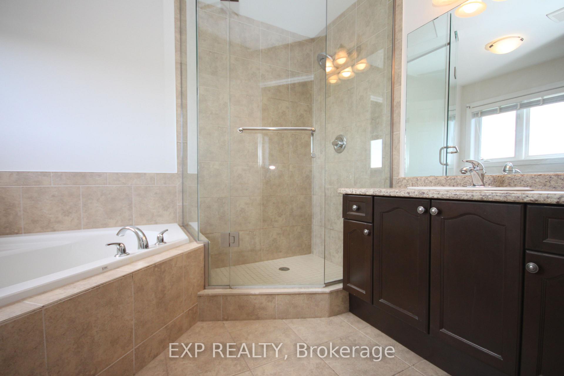 Photo 13 of 22 Geranium Avenue N, Hamilton, Rural Glanbrook — HOMEH