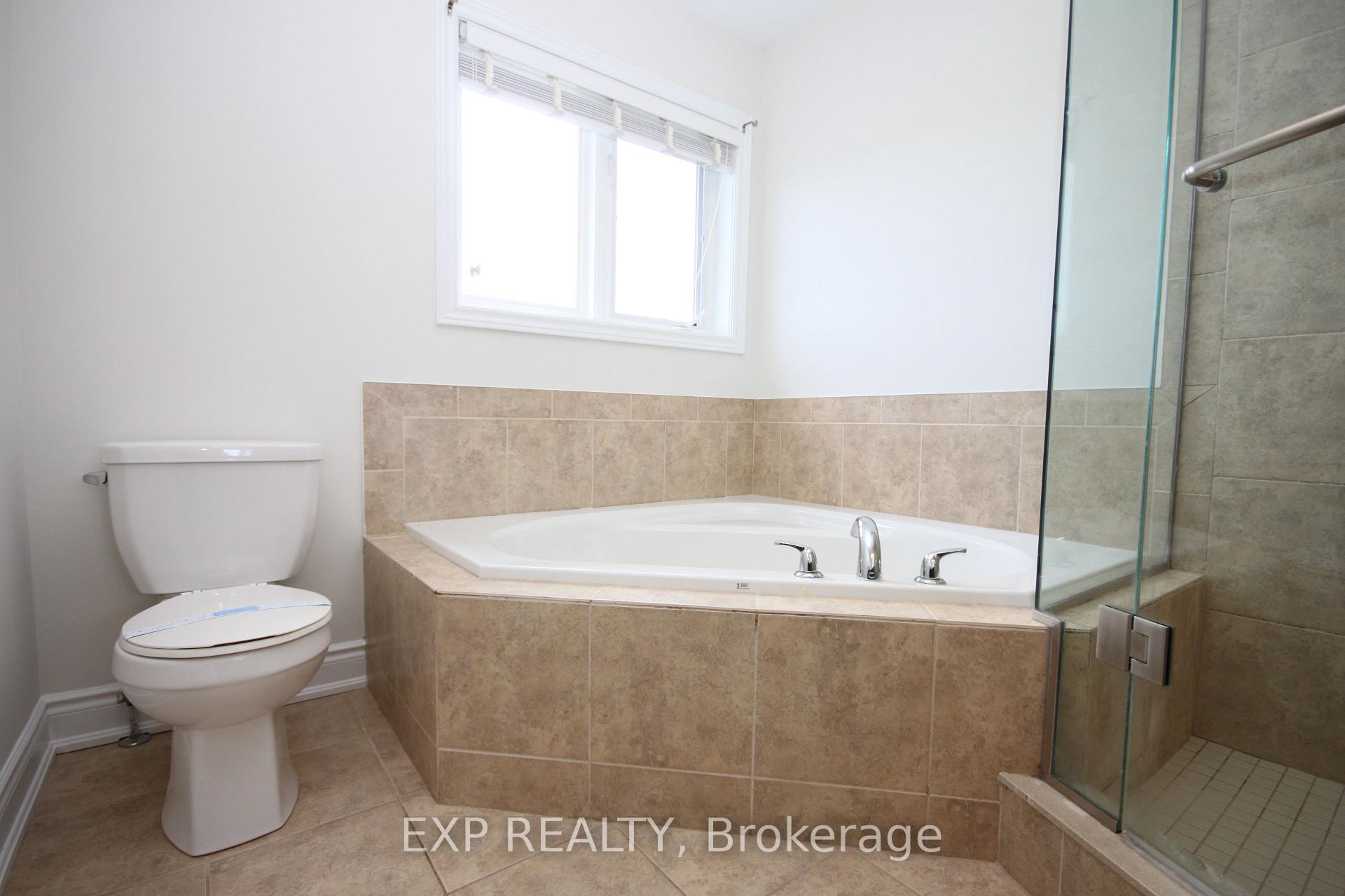 Photo 14 of 22 Geranium Avenue N, Hamilton, Rural Glanbrook — HOMEH