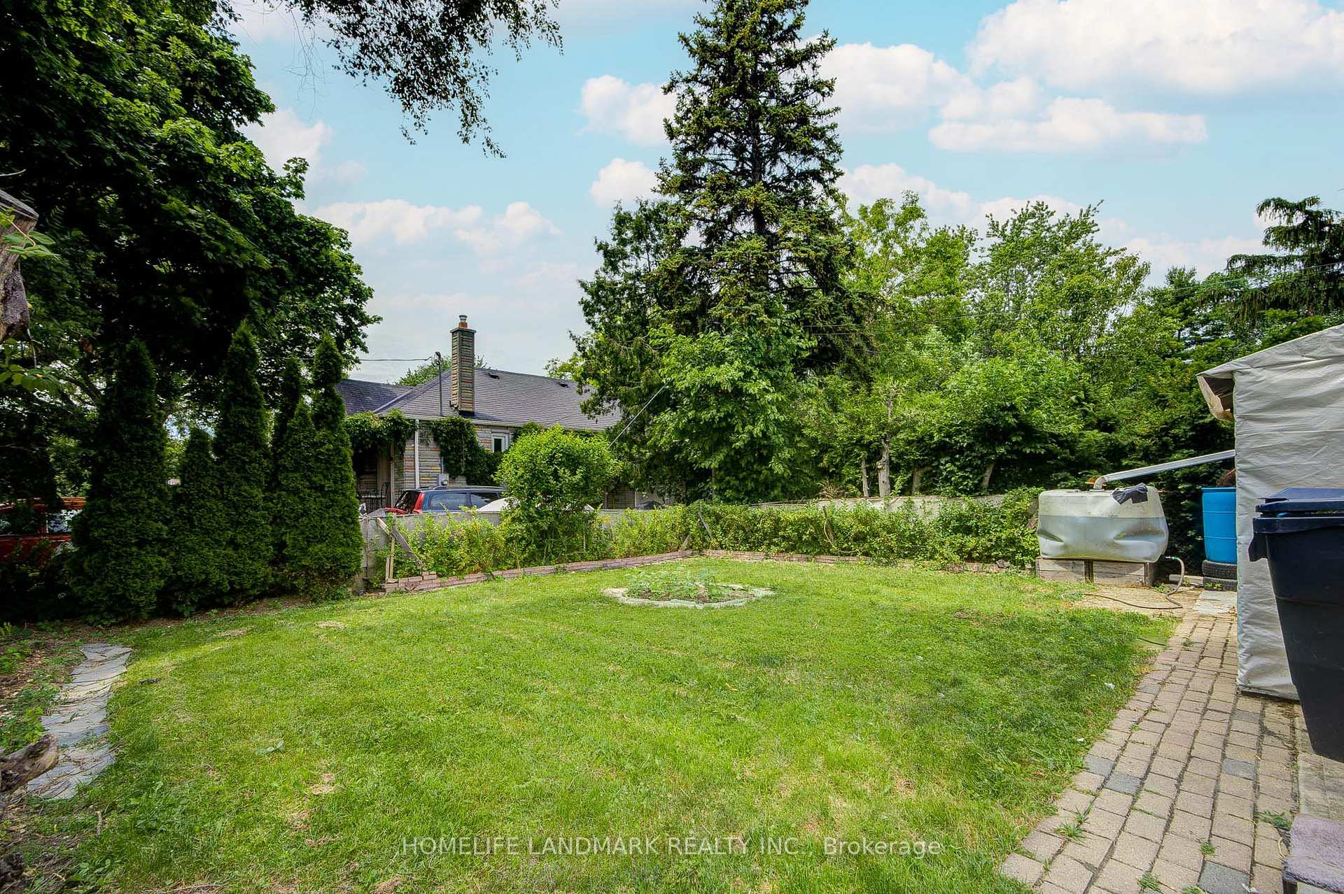 Photo 33 of 964 Pharmacy Avenue, Scarborough, Wexford-Maryvale — HOMEH
