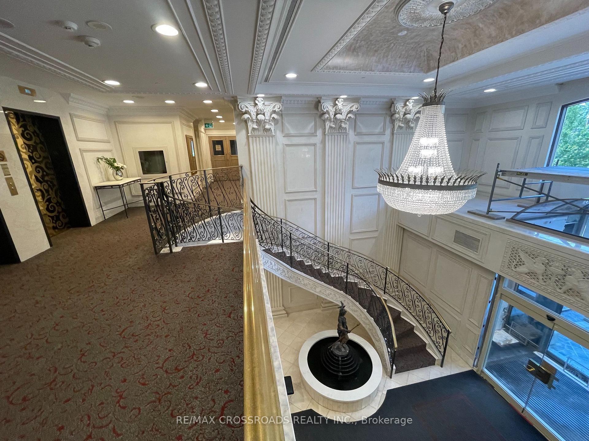 Photo 3 of Unit 507, 5418 Yonge Street, North York, Willowdale West — HOMEH