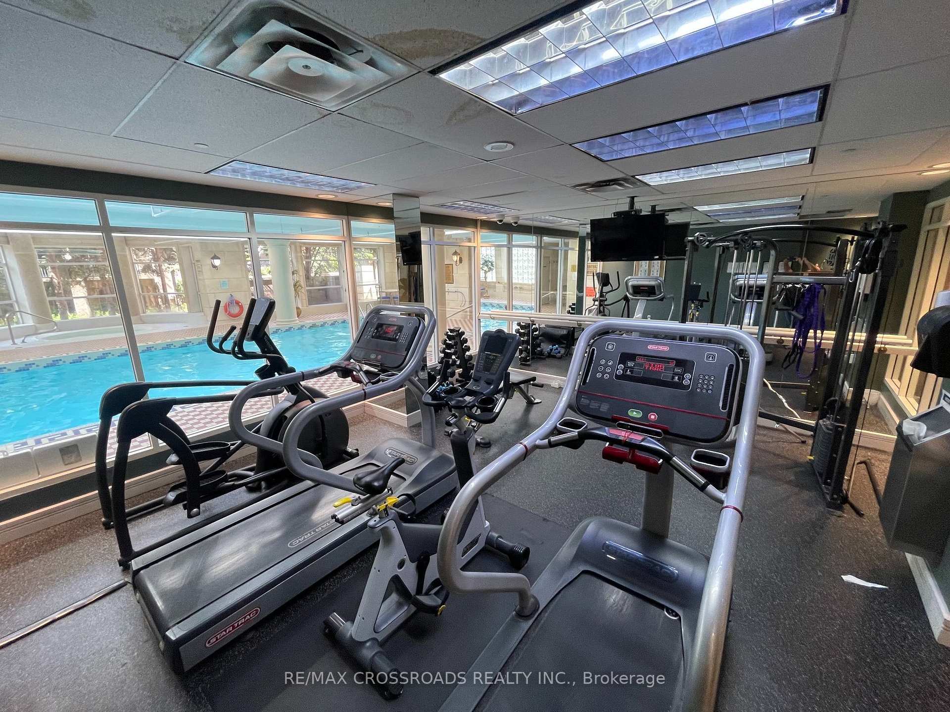 Photo 5 of Unit 507, 5418 Yonge Street, North York, Willowdale West — HOMEH