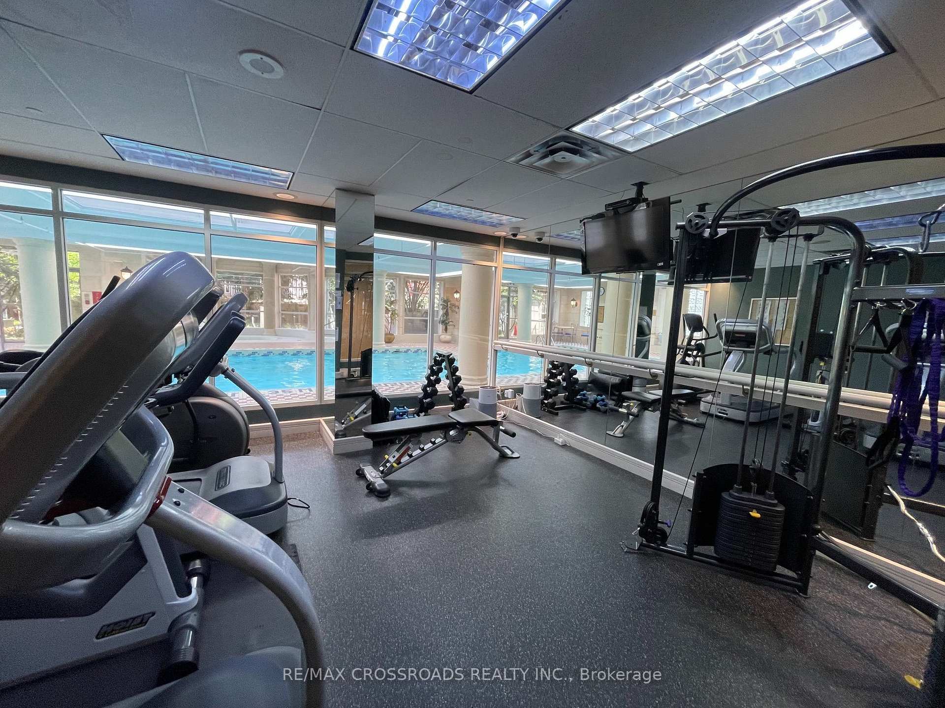 Photo 6 of Unit 507, 5418 Yonge Street, North York, Willowdale West — HOMEH