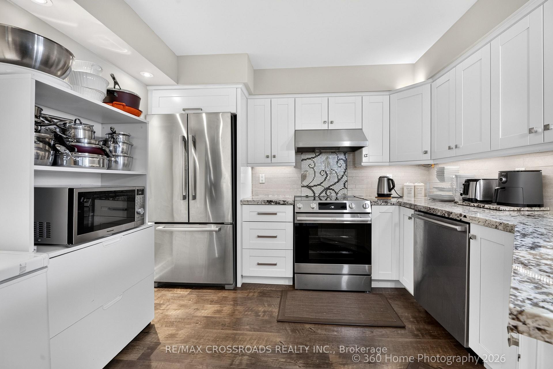 Photo 33 of Unit 507, 5418 Yonge Street, North York, Willowdale West — HOMEH