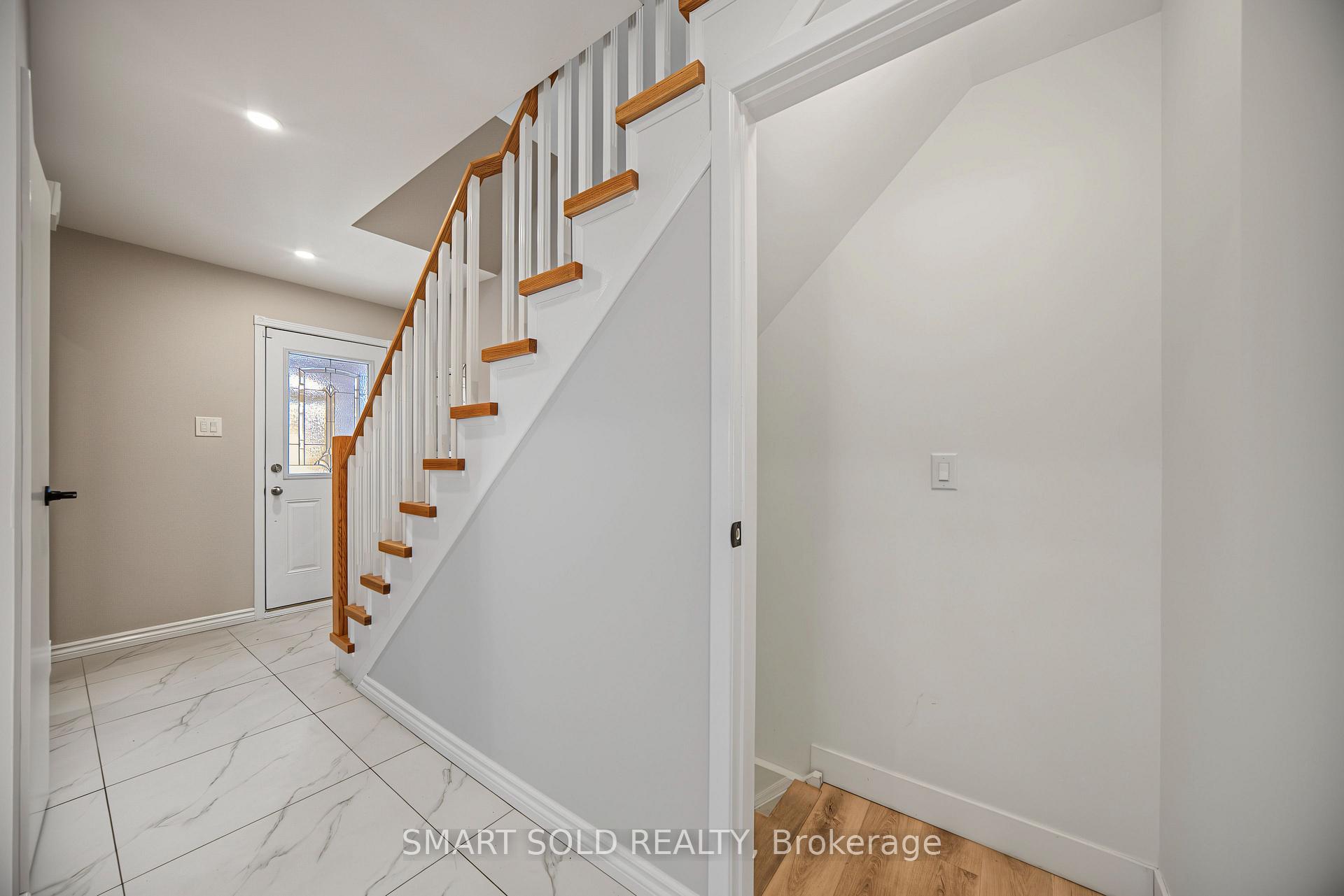Photo 15 of 44 Kenley Crescent, Markham, Milliken Mills East — HOMEH