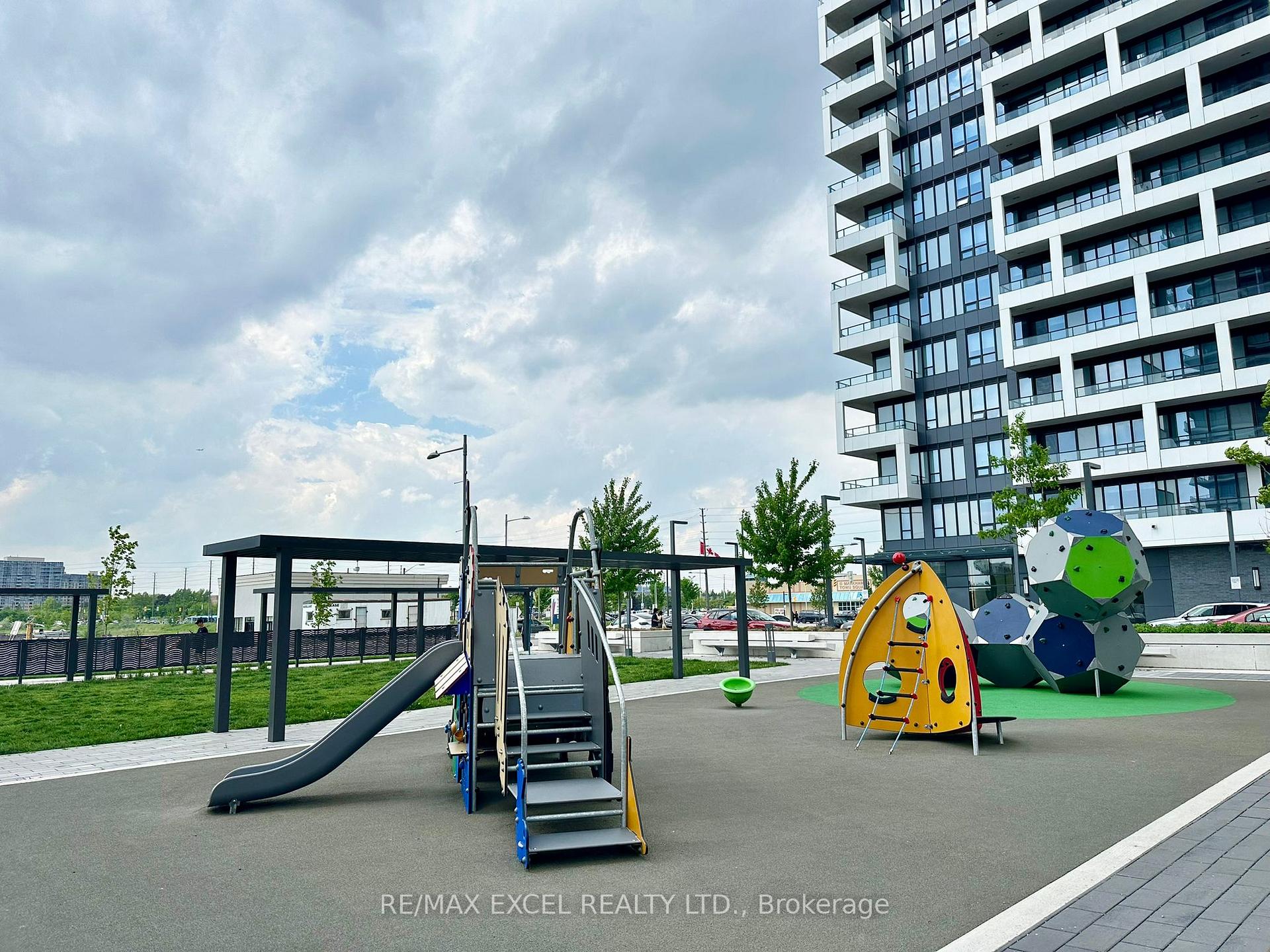 Photo 38 of Unit 4507, 8 Water Walk Drive, Markham, Unionville — HOMEH