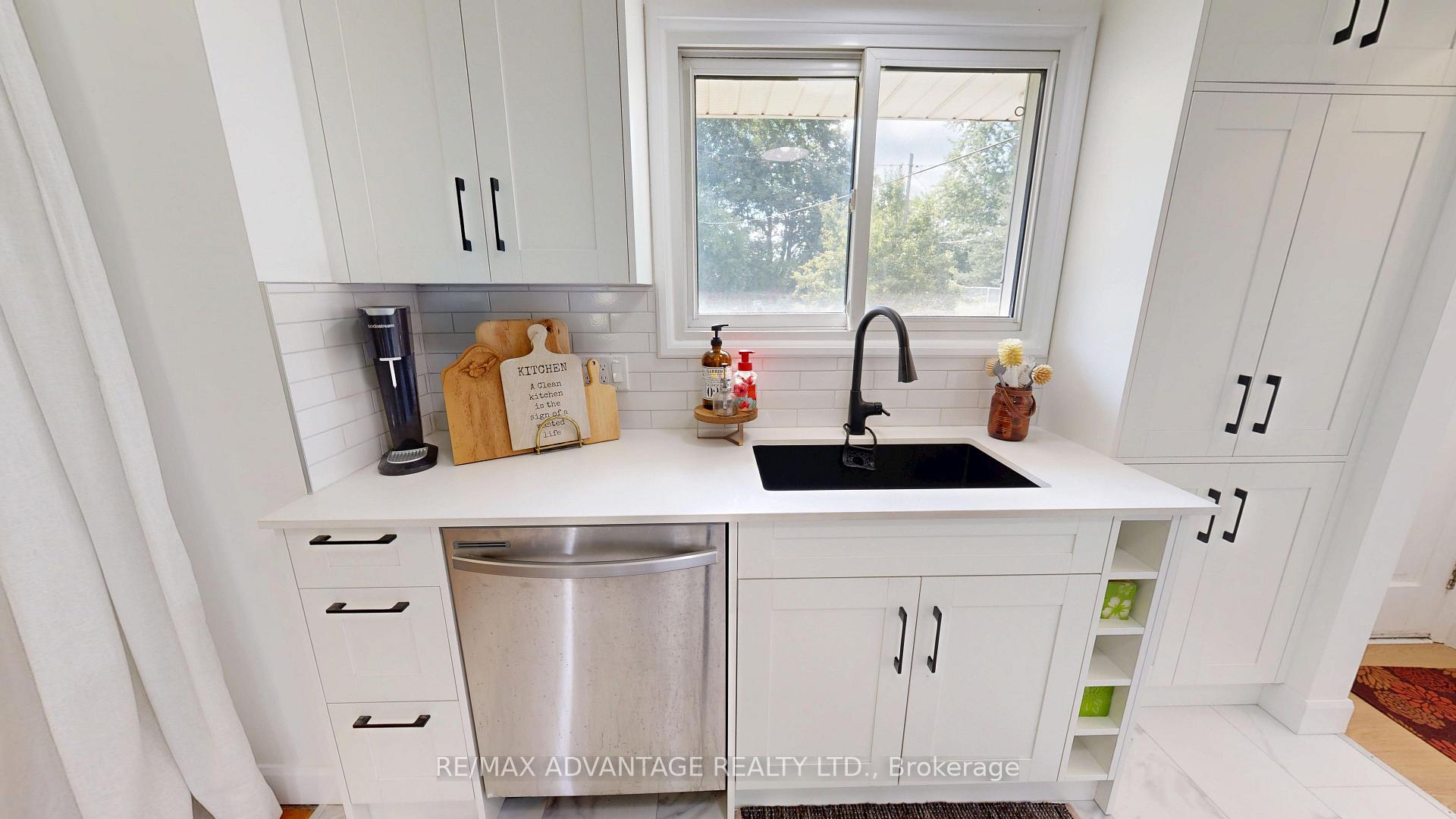 Photo 6 of 1031 Eagle Drive, London, South J — HOMEH