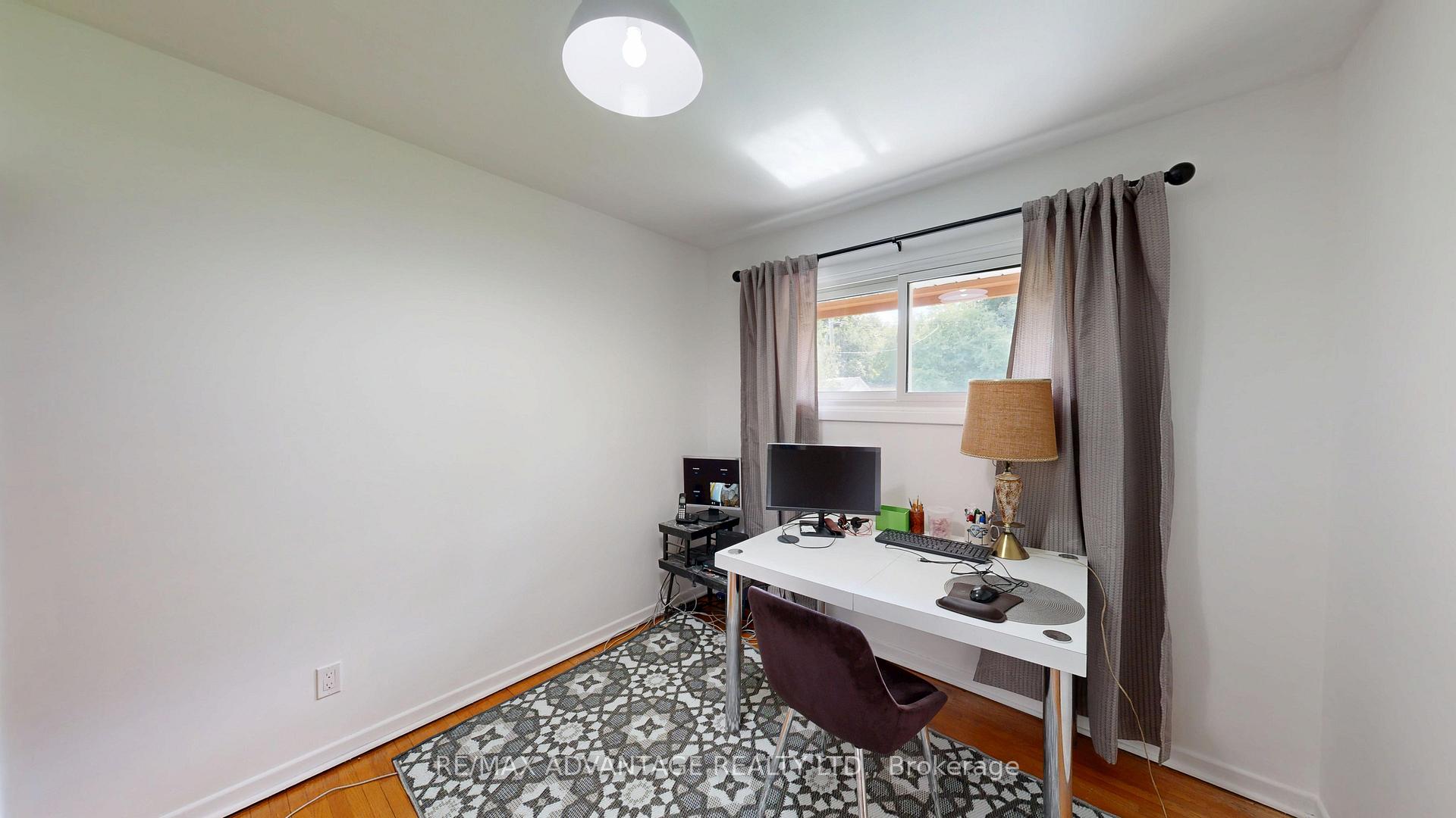 Photo 13 of 1031 Eagle Drive, London, South J — HOMEH