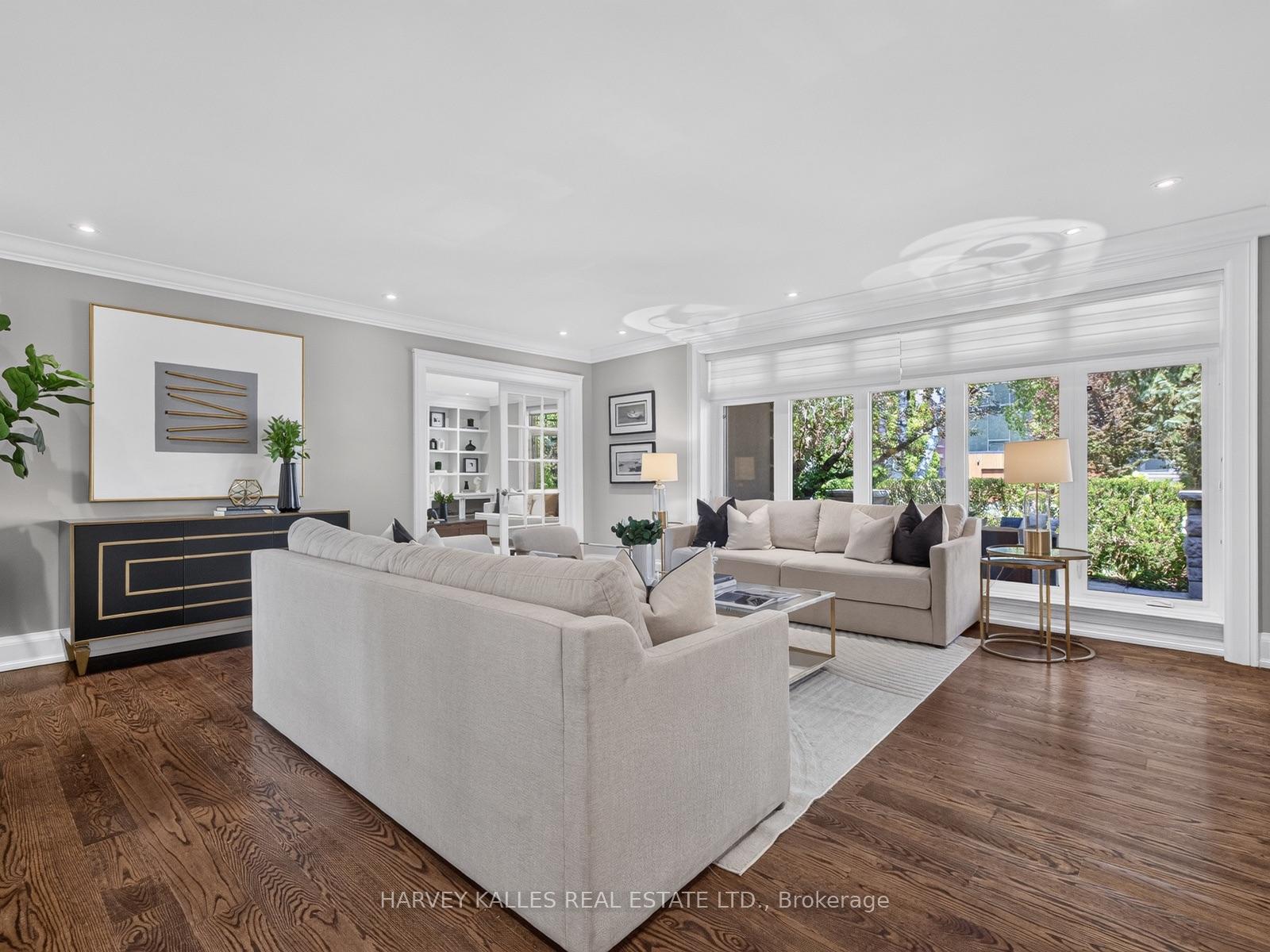 Photo 19 of 107 Stratford Crescent, North York, Bridle Path-Sunnybrook-York Mills — HOMEH
