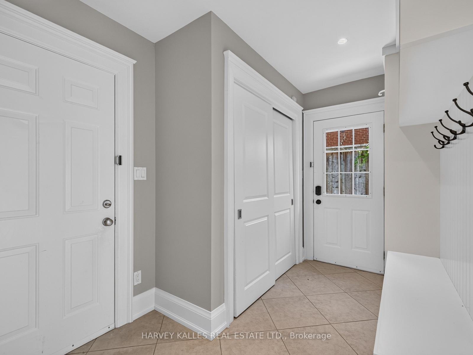 Photo 37 of 107 Stratford Crescent, North York, Bridle Path-Sunnybrook-York Mills — HOMEH