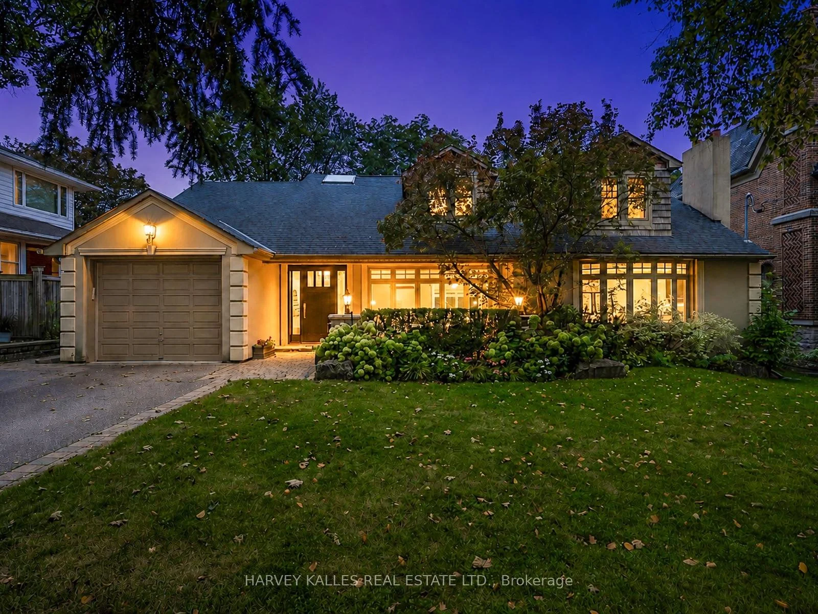 Photo 9 of 107 Stratford Crescent, North York, Bridle Path-Sunnybrook-York Mills — HOMEH