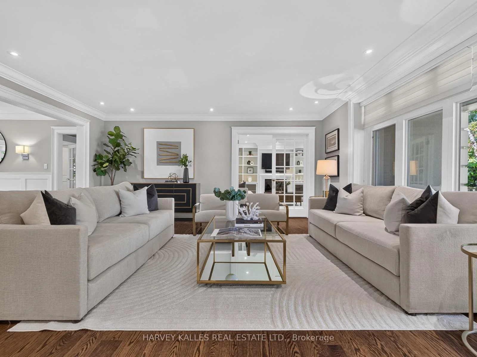 Photo 15 of 107 Stratford Crescent, North York, Bridle Path-Sunnybrook-York Mills — HOMEH