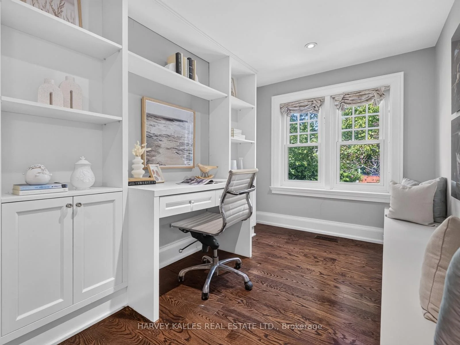 Photo 54 of 107 Stratford Crescent, North York, Bridle Path-Sunnybrook-York Mills — HOMEH