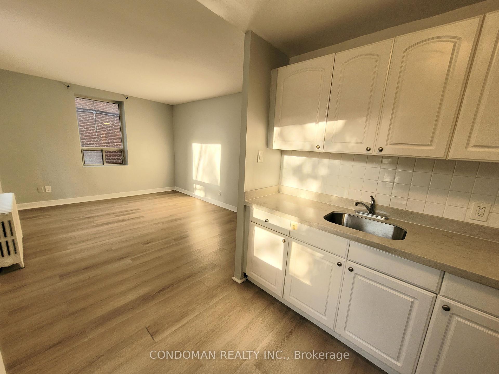 Photo 4 of Unit 104, 852 Broadview Avenue, Toronto, Playter Estates-Danforth — HOMEH