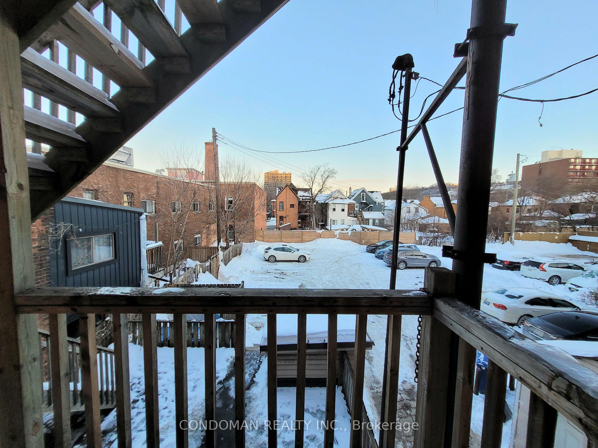 Photo 8 of Unit 4, 135 John Street S, Hamilton, Corktown — HOMEH