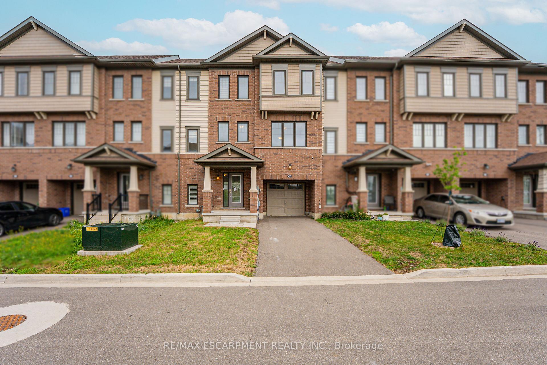 Photo 8 of 41 Utter Place, Hamilton, Stoney Creek Mountain — HOMEH