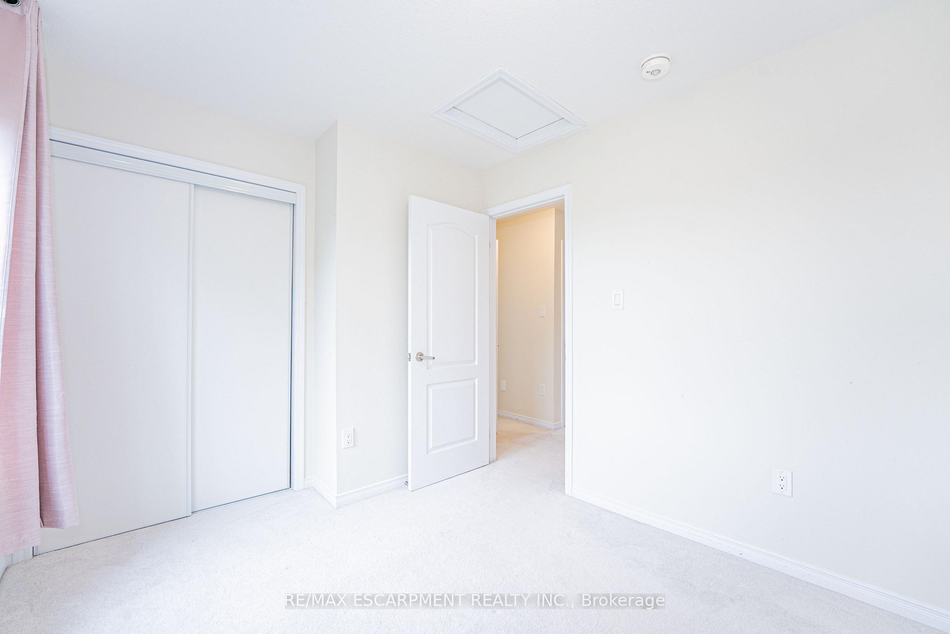 Photo 41 of 41 Utter Place, Hamilton, Stoney Creek Mountain — HOMEH