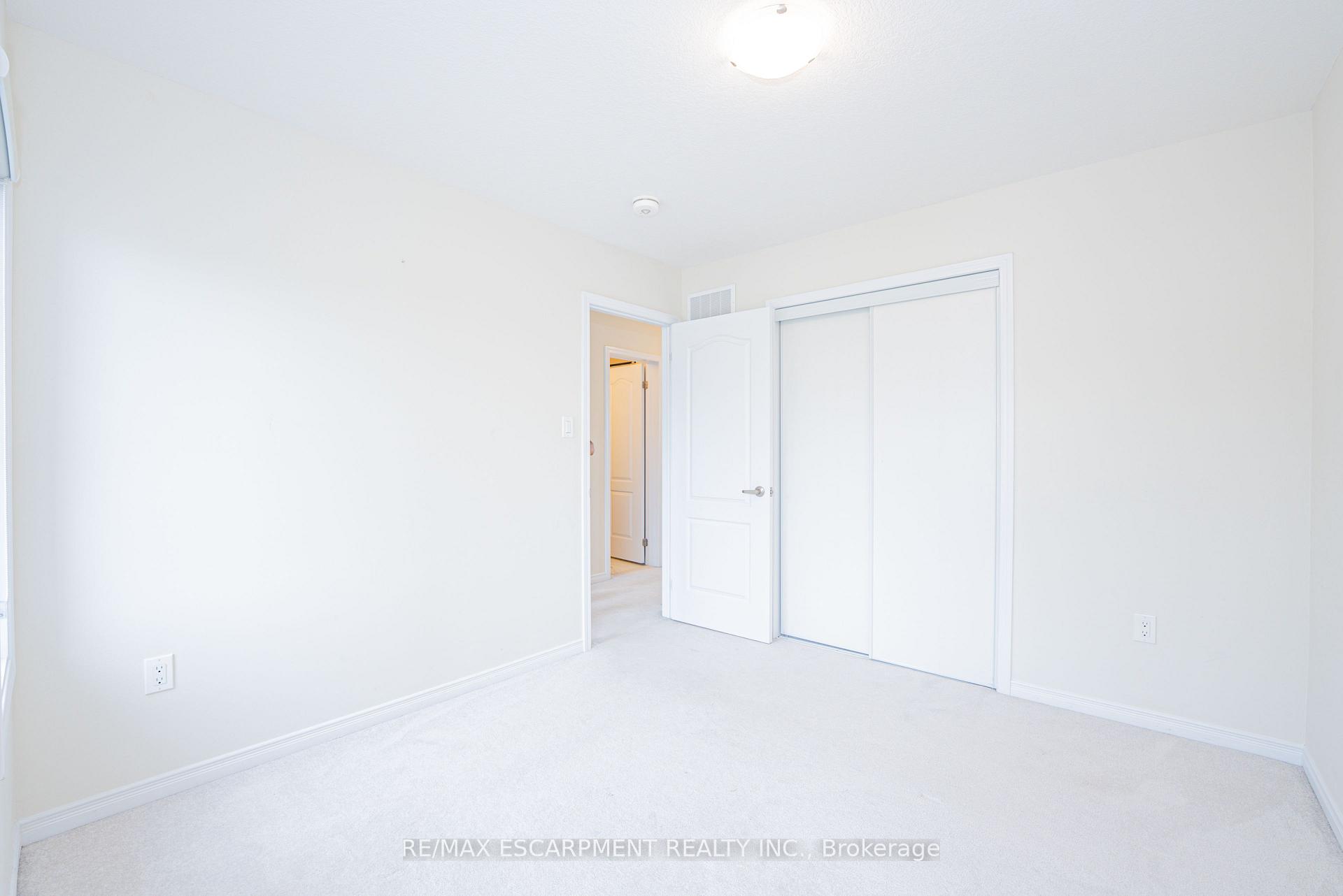 Photo 43 of 41 Utter Place, Hamilton, Stoney Creek Mountain — HOMEH