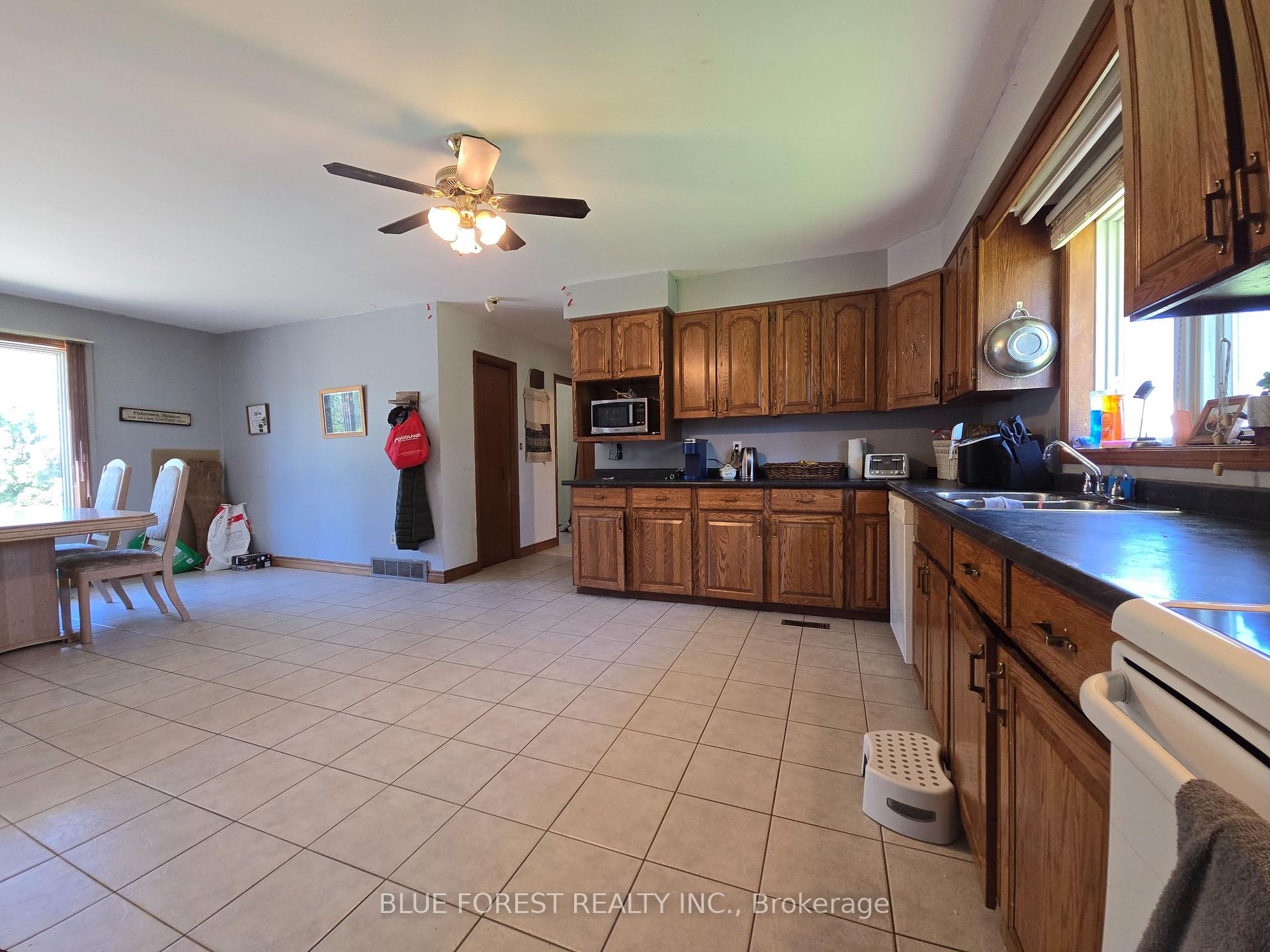 Photo 15 of 32630 Talbot Line, Dutton/Dunwich, Rural Dutton/Dunwich — HOMEH