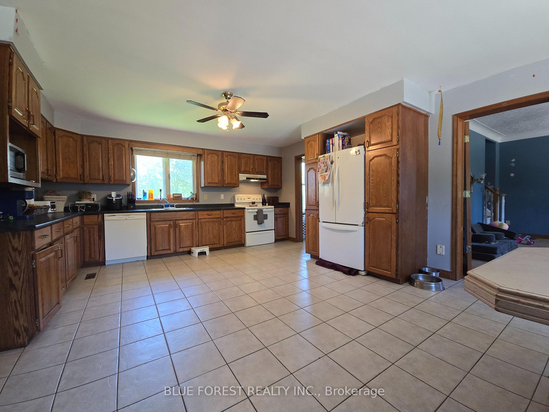 Photo 17 of 32630 Talbot Line, Dutton/Dunwich, Rural Dutton/Dunwich — HOMEH