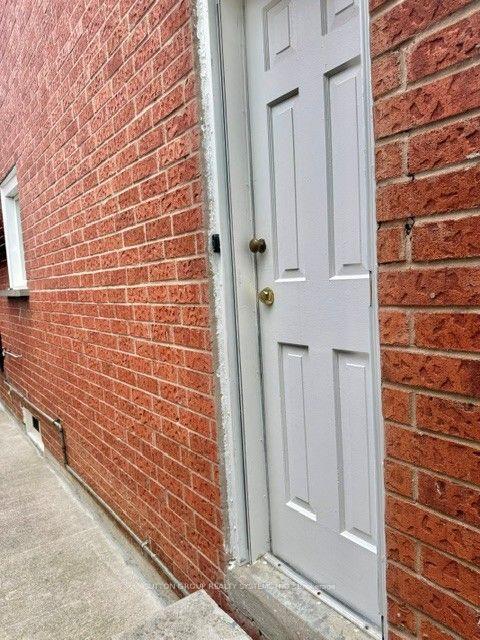 Photo 7 of Unit Bsmt, 4670 Antelope Crescent, Mississauga, Hurontario — HOMEH
