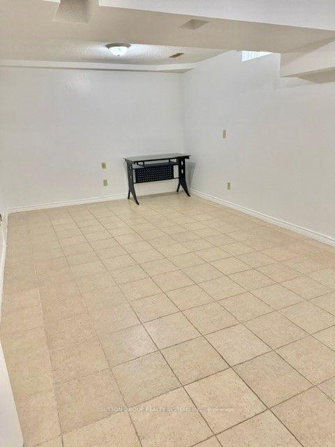Photo 15 of Unit Bsmt, 4670 Antelope Crescent, Mississauga, Hurontario — HOMEH