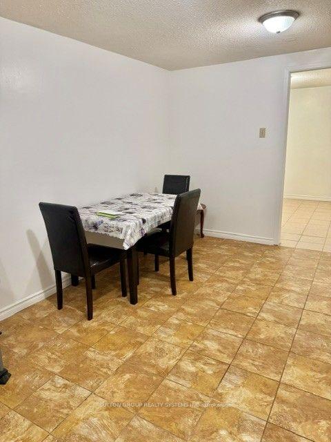 Photo 18 of Unit Bsmt, 4670 Antelope Crescent, Mississauga, Hurontario — HOMEH