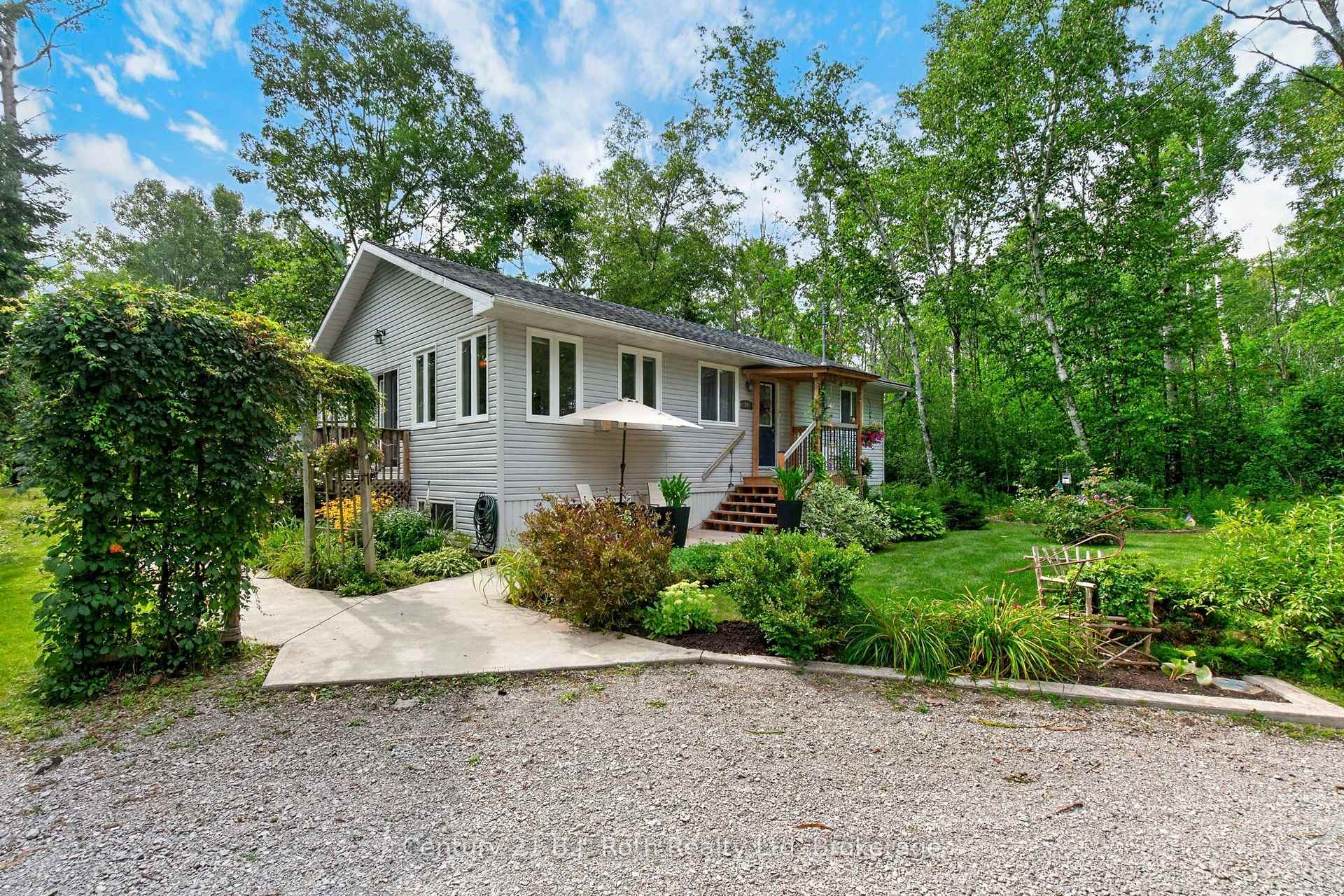Photo of 24 Crescent Drive