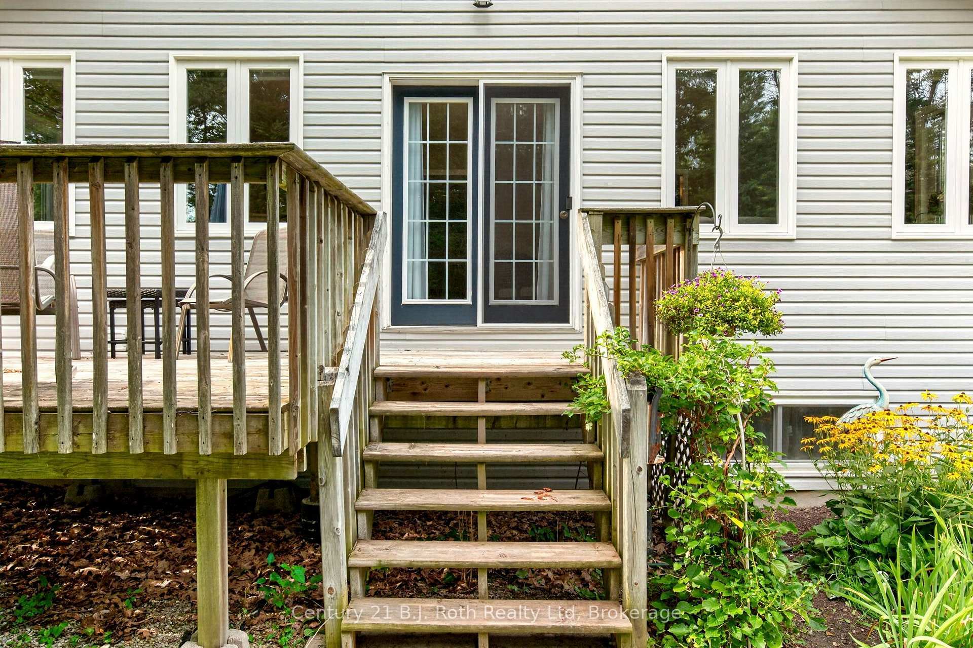 Photo 32 of 24 Crescent Drive, Tay, Rural Tay — HOMEH