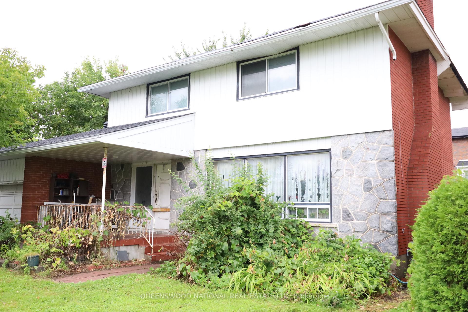 Photo 2 of 7 Burgess Avenue, Ottawa, Bayshore — HOMEH