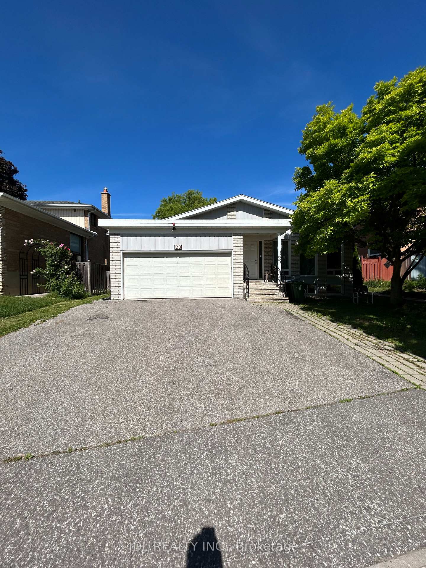 Front of Unit Unit A Bsmt, 23 Pineway Blvd