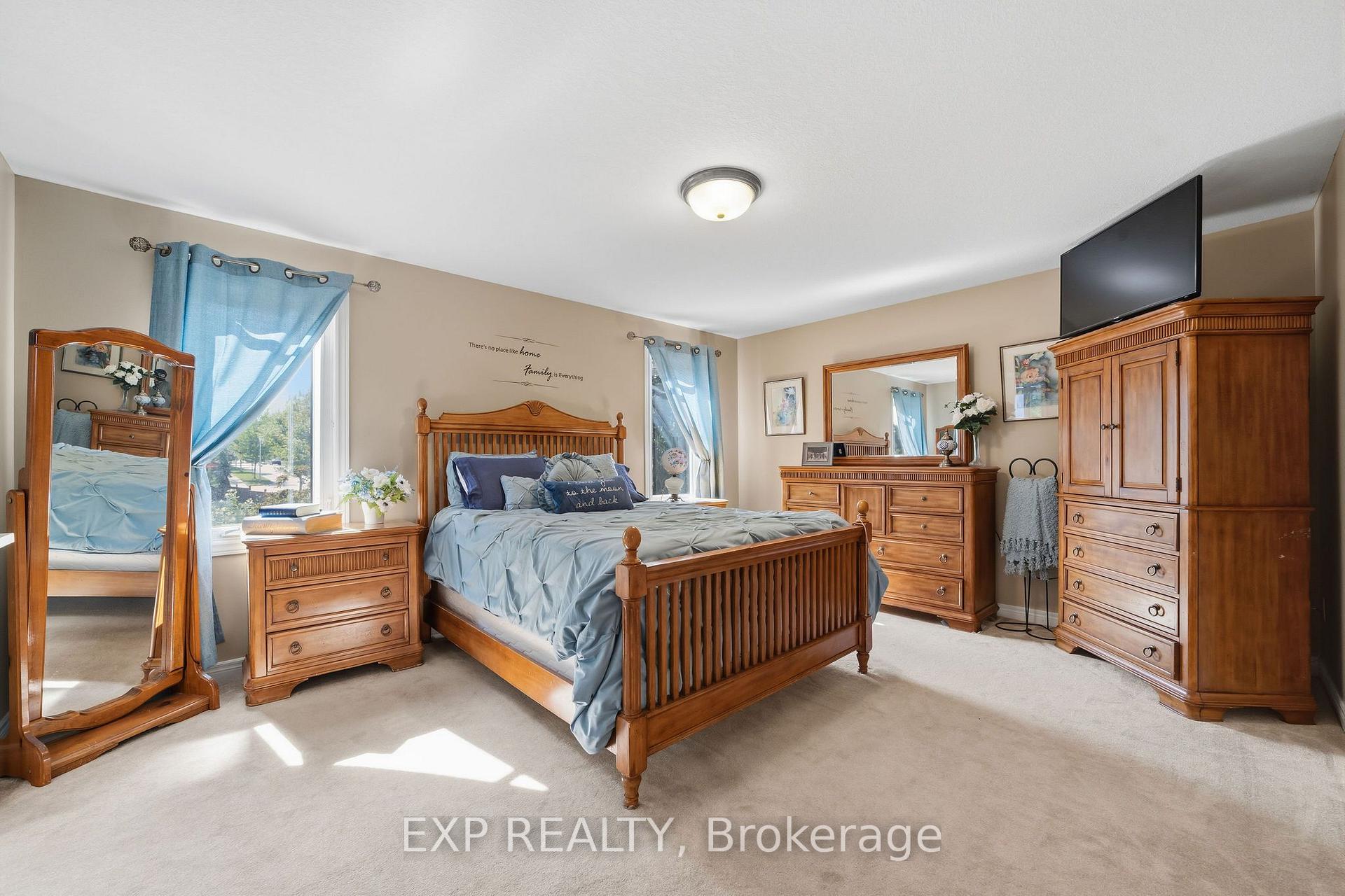 Photo 23 of 924 Garibaldi Avenue, London, North B — HOMEH