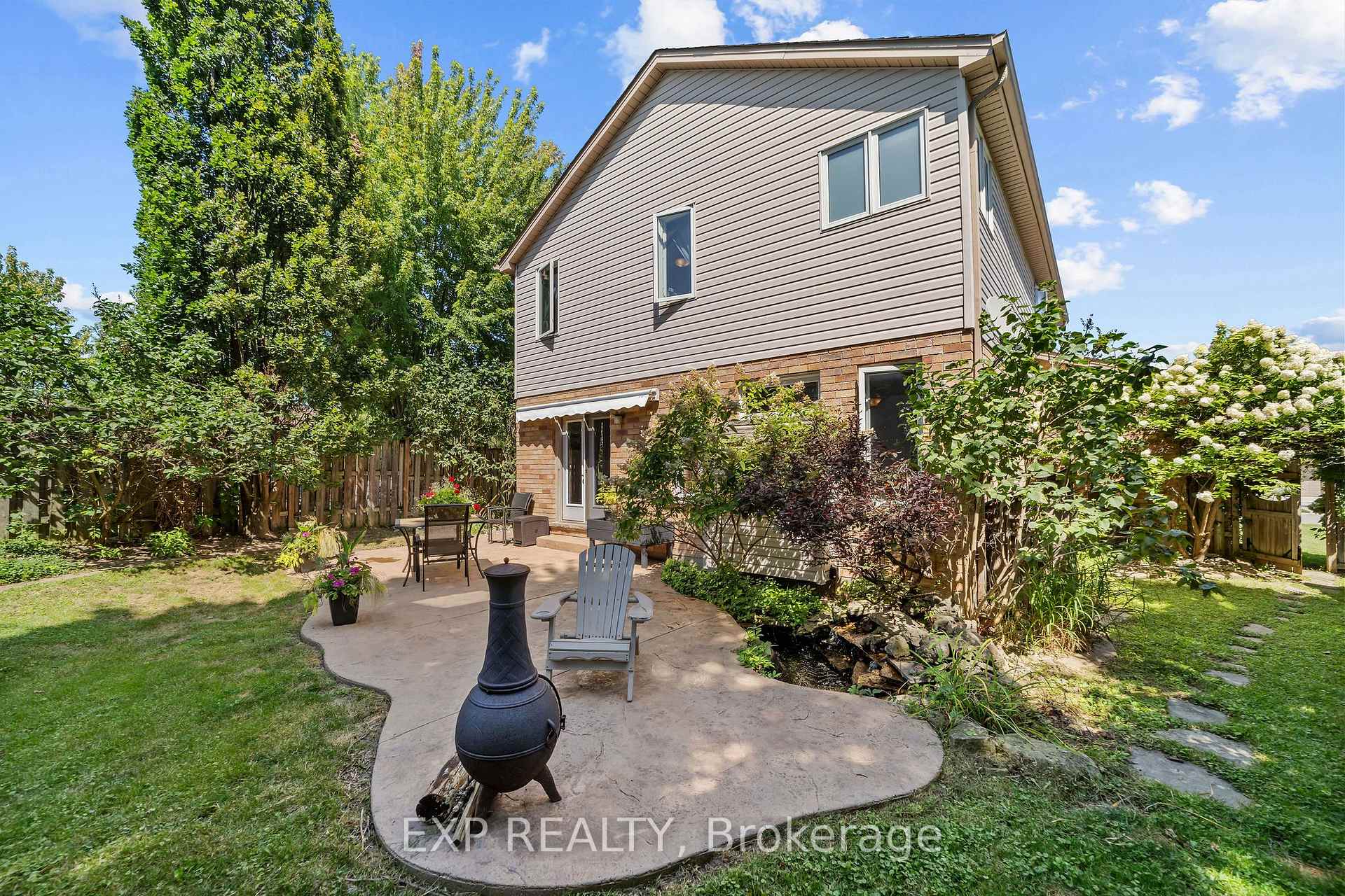 Photo 32 of 924 Garibaldi Avenue, London, North B — HOMEH