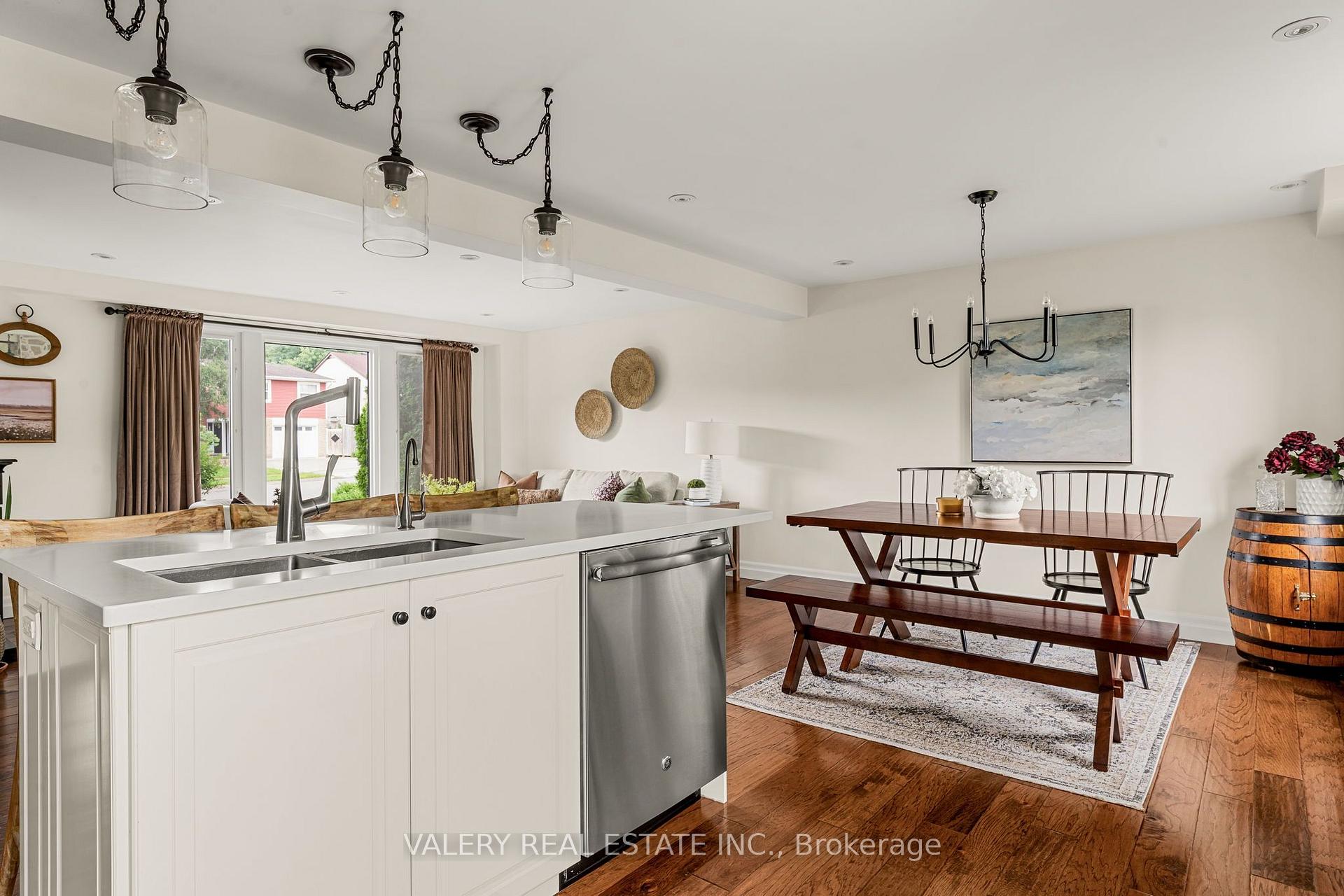 Photo 10 of 46 Blackwell Drive, Kitchener, Highland West — HOMEH
