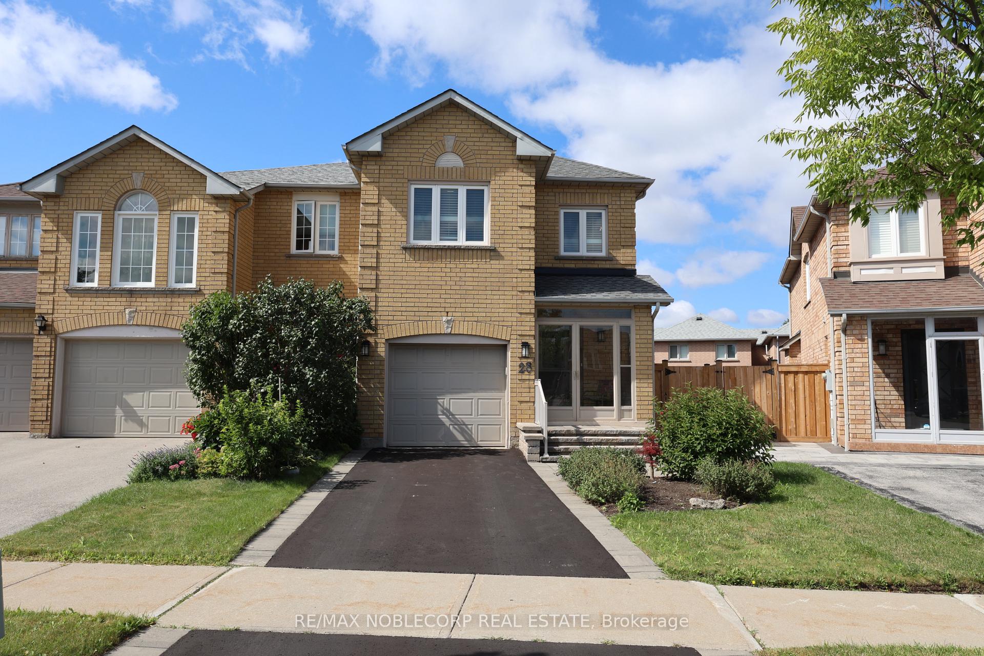 Photo 18 of 28 Opera Place, Vaughan, East Woodbridge — HOMEH
