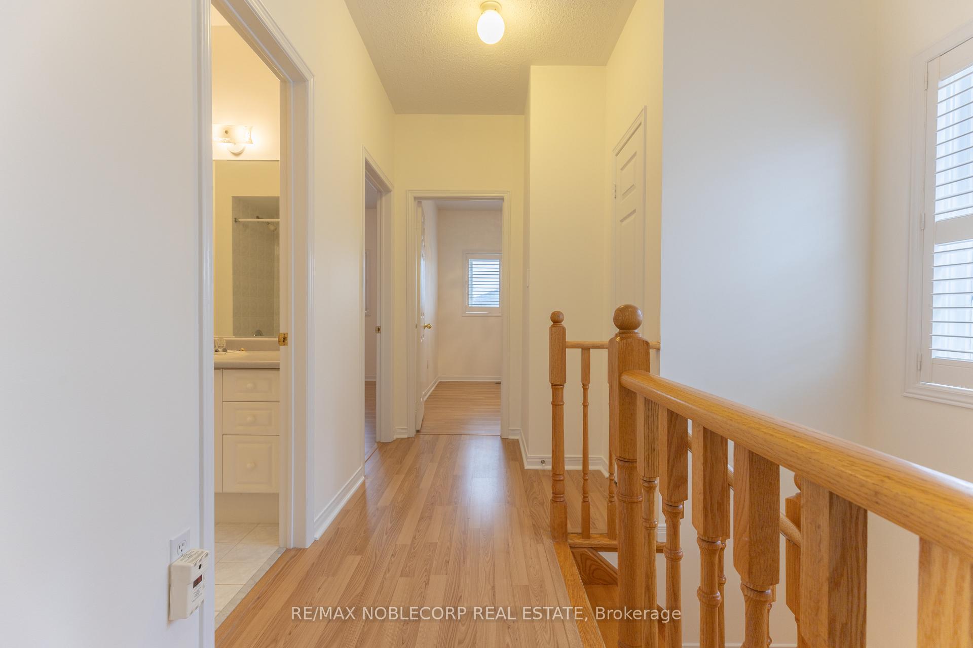 Photo 29 of 28 Opera Place, Vaughan, East Woodbridge — HOMEH