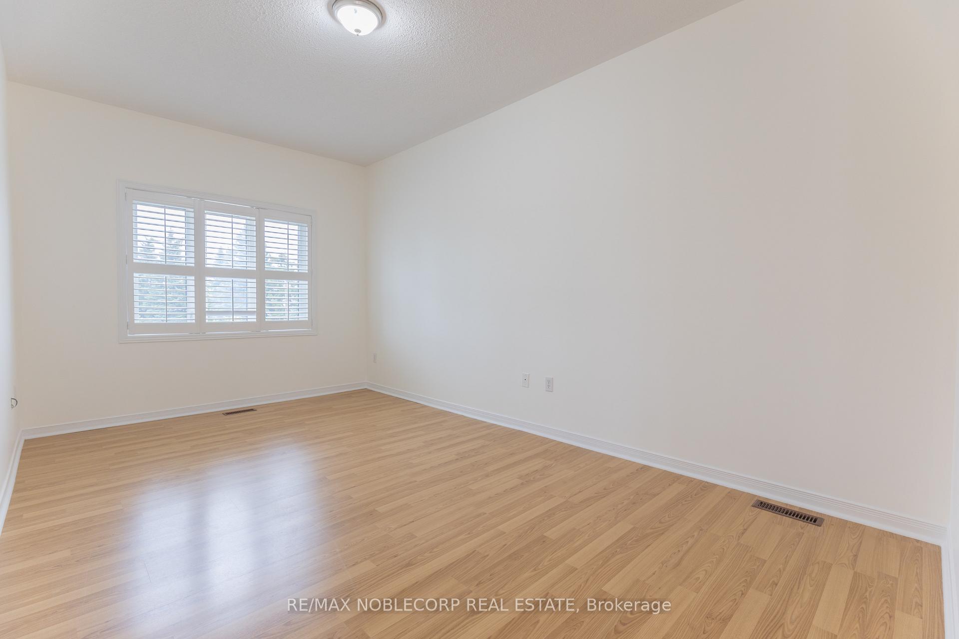 Photo 32 of 28 Opera Place, Vaughan, East Woodbridge — HOMEH